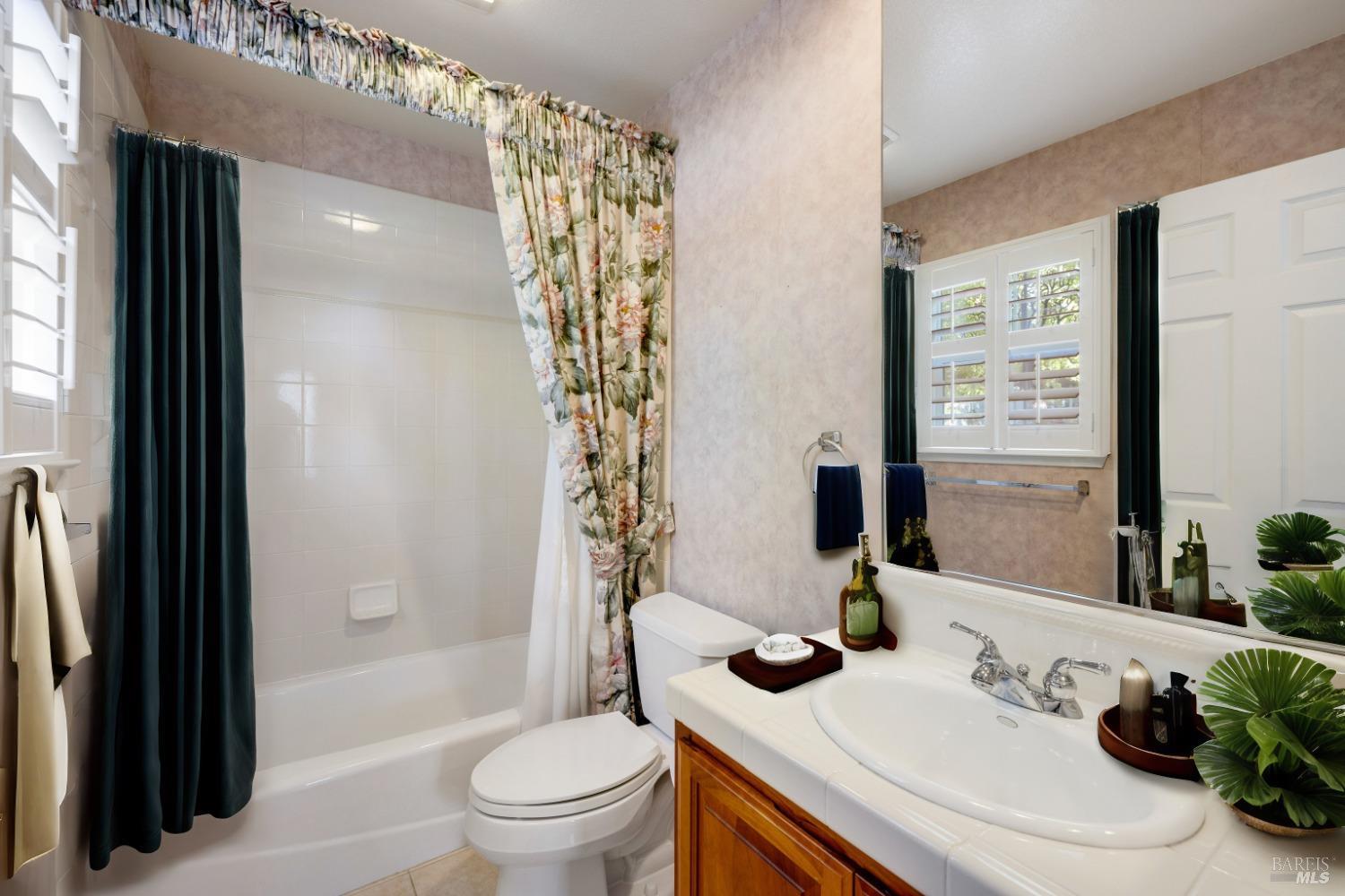 5874 Sailing Hawk Ave