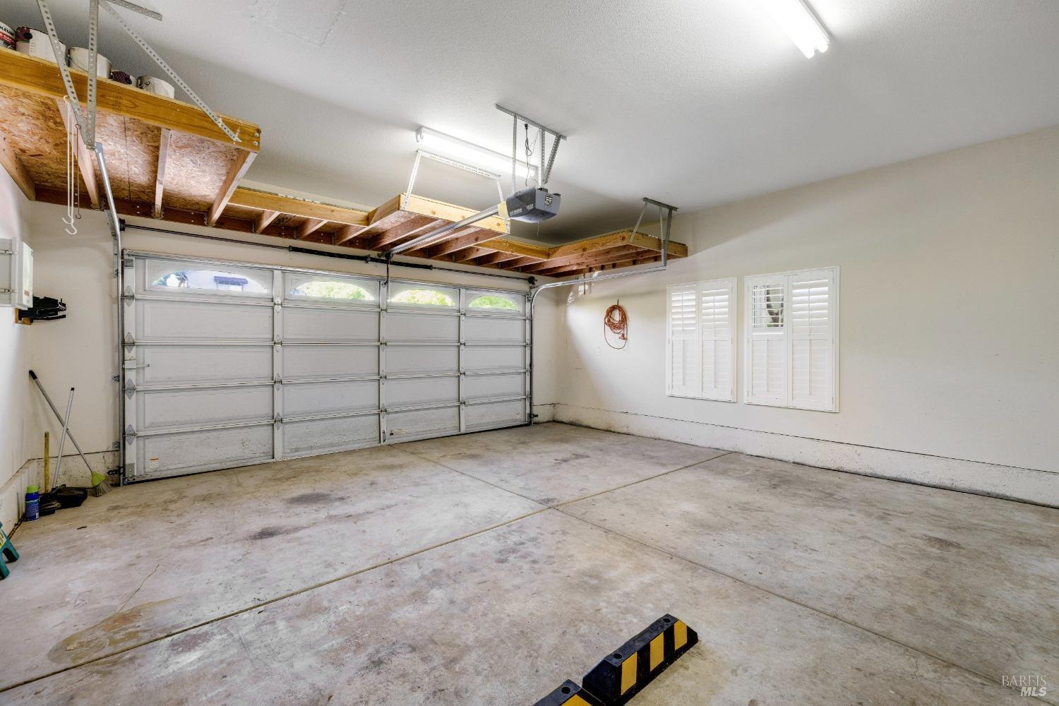 5874 Sailing Hawk Ave