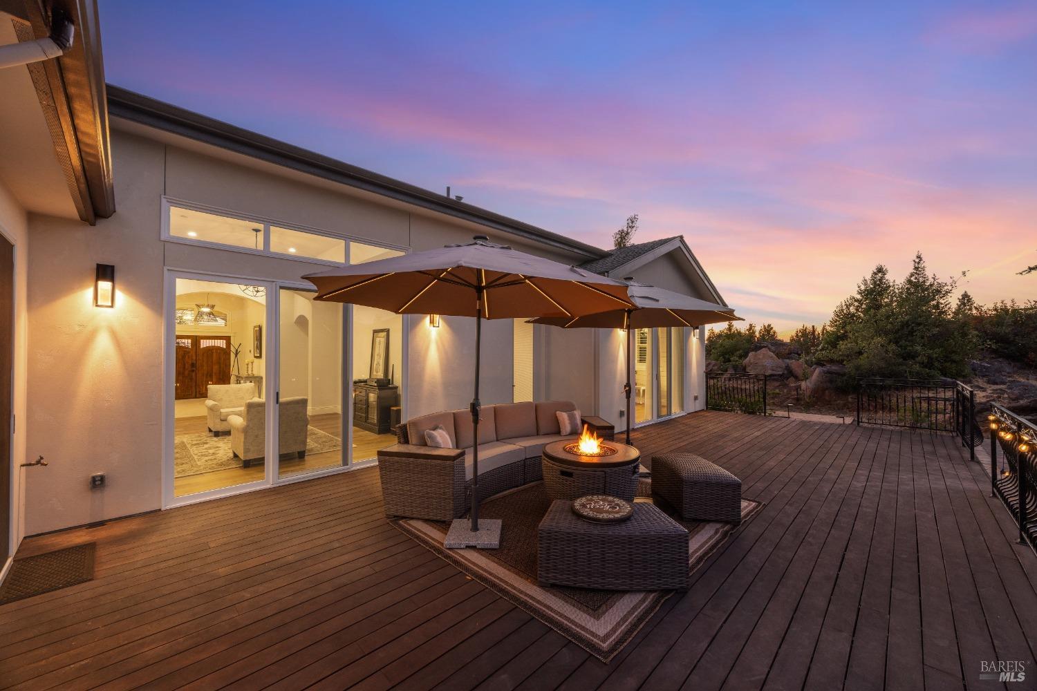 3848 Rocky Point Way