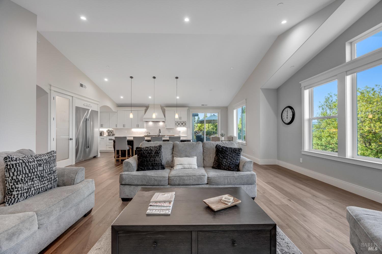 3848 Rocky Point Way