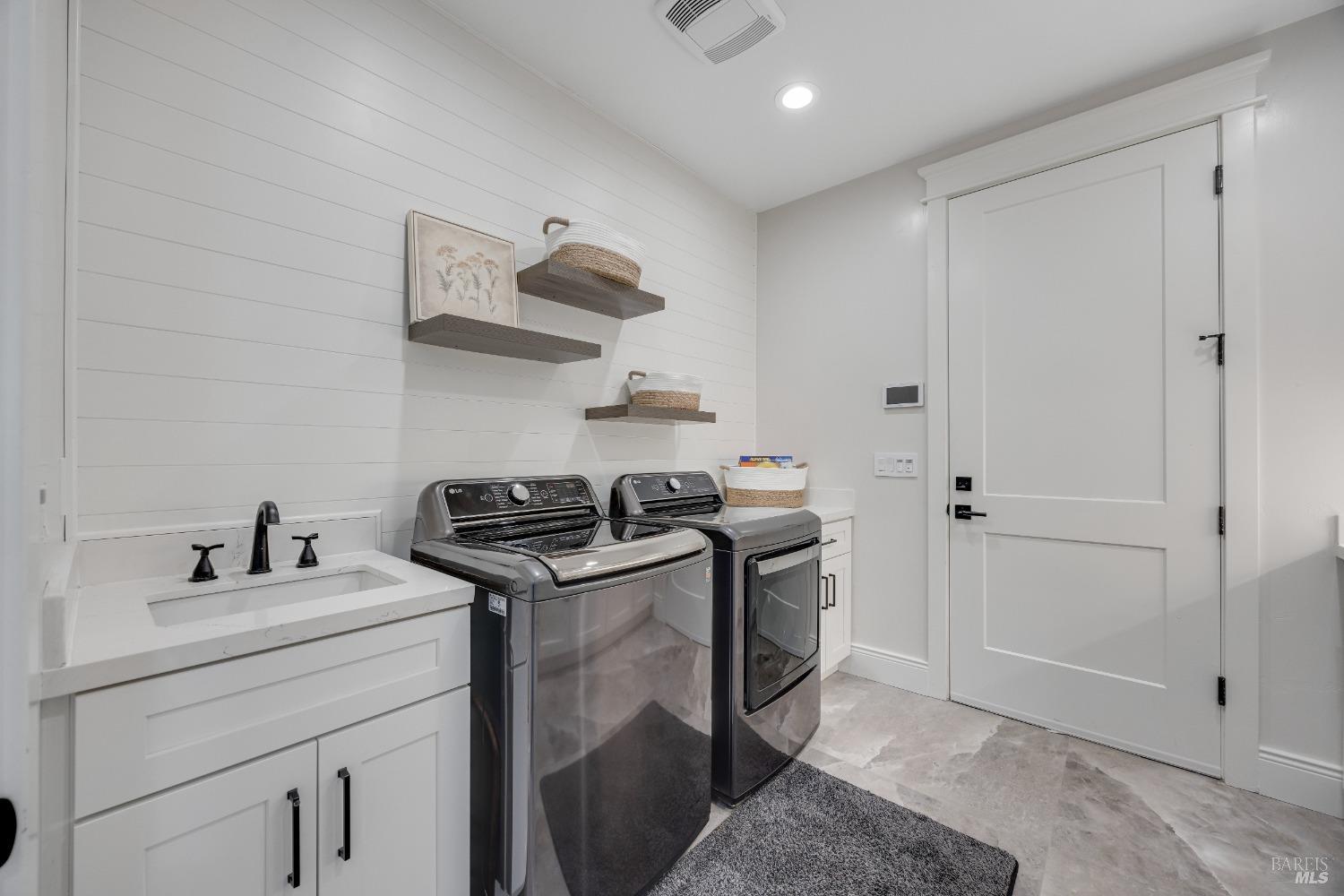 3848 Rocky Point Way