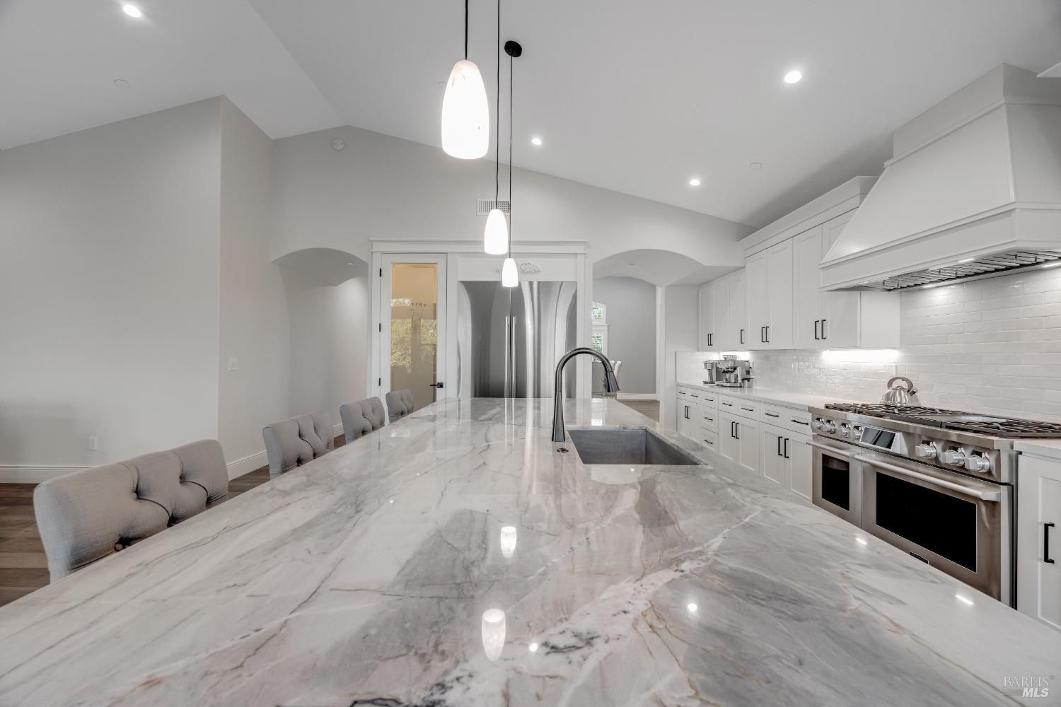 3848 Rocky Point Way