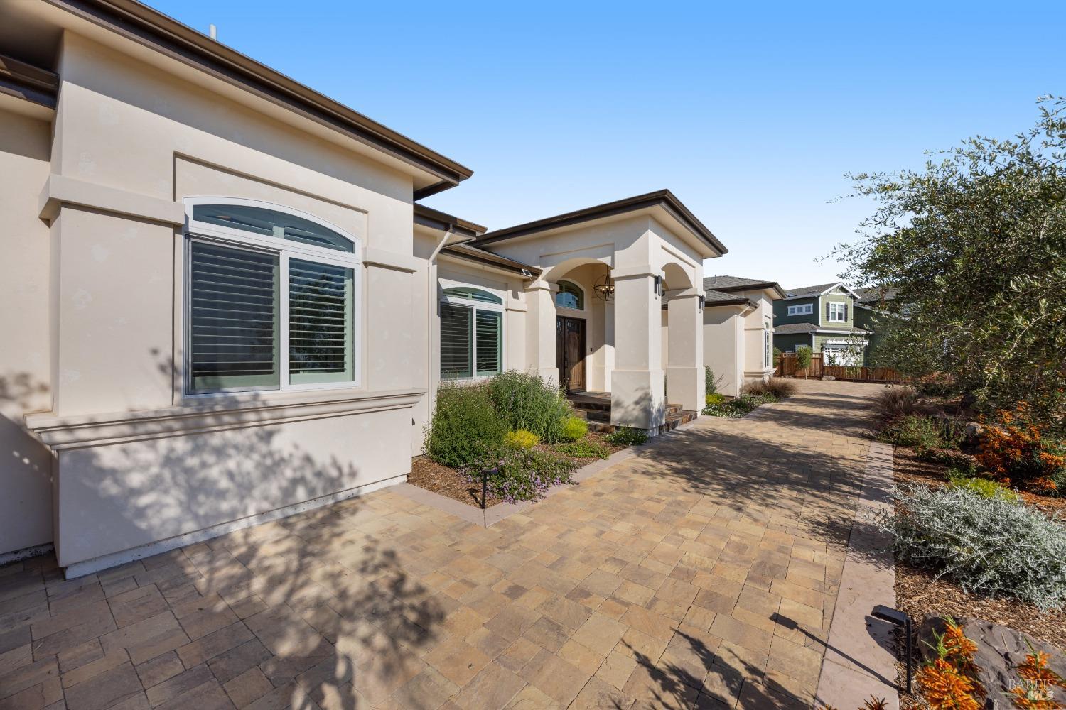 3848 Rocky Point Way