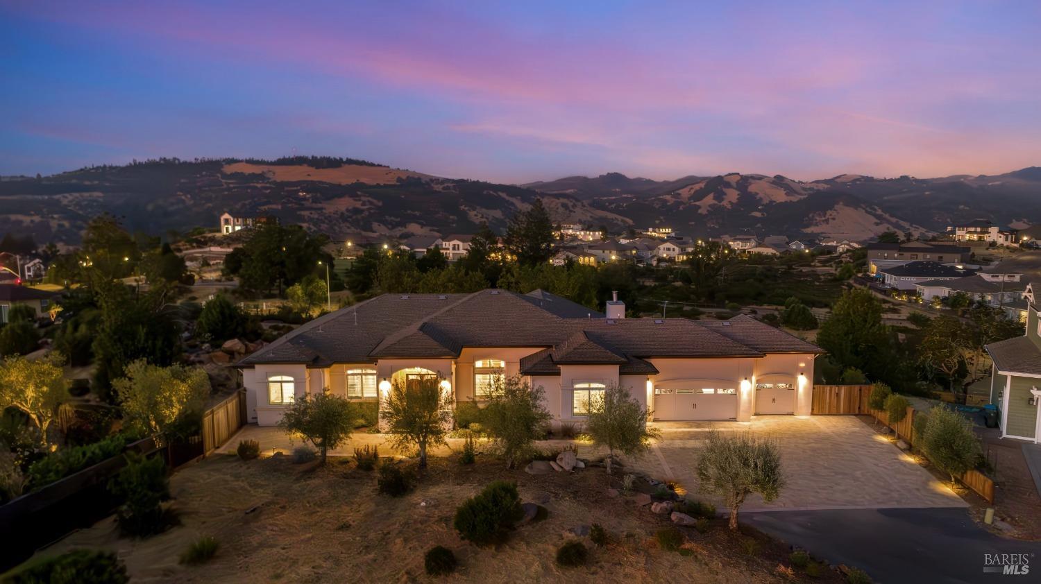 3848 Rocky Point Way