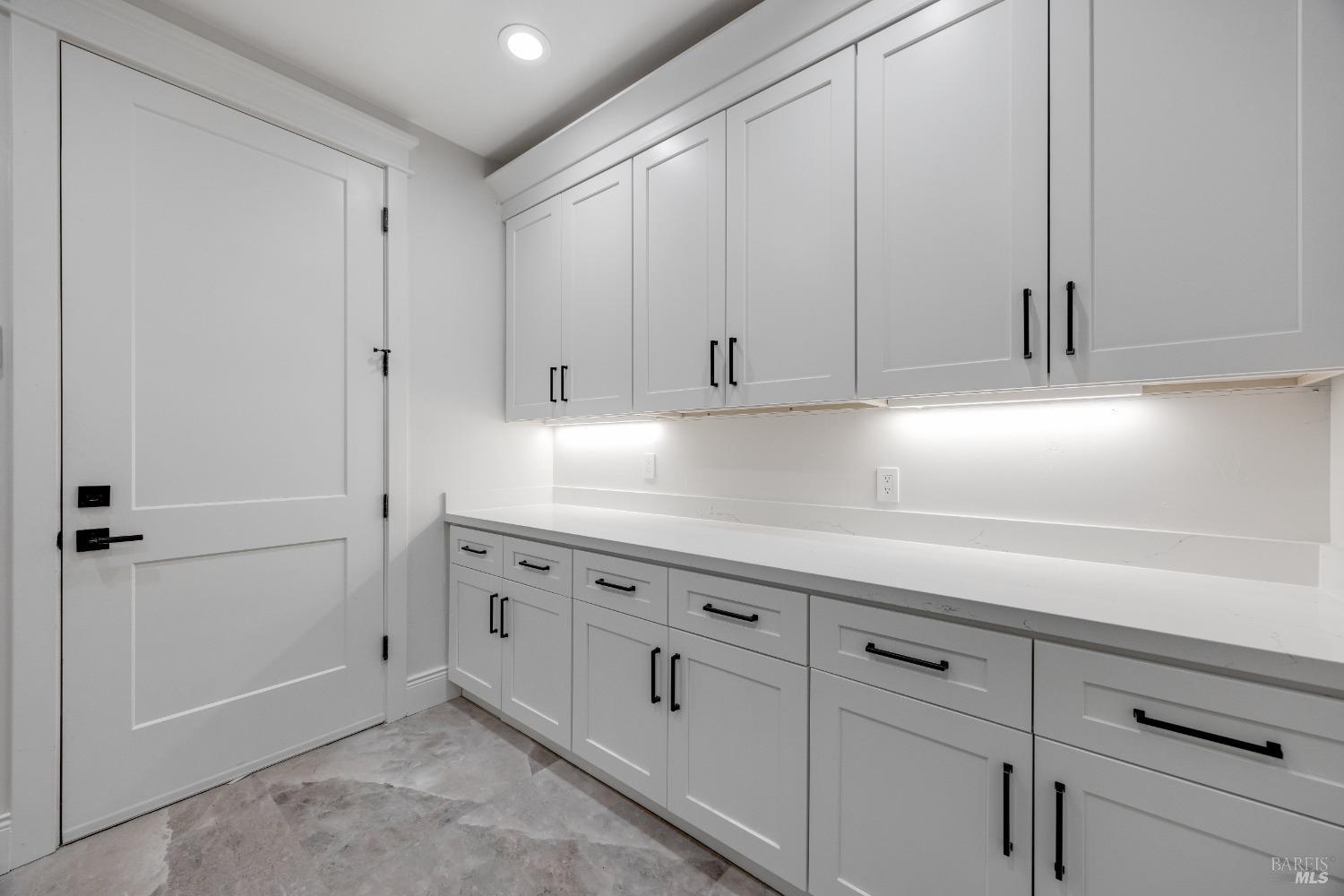 3848 Rocky Point Way