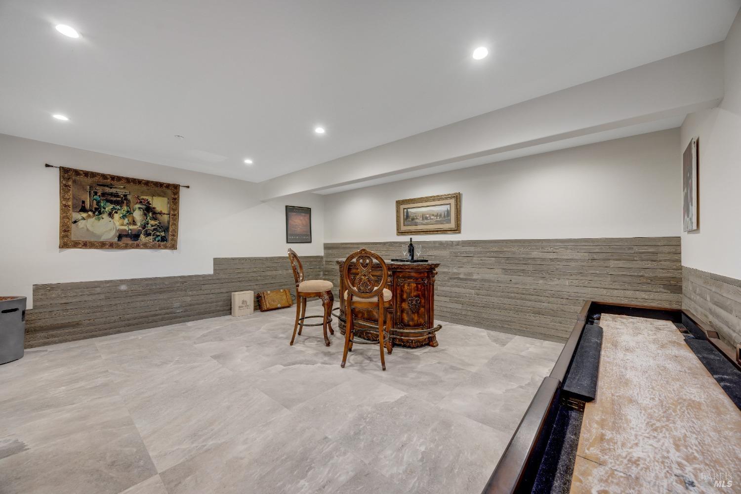 3848 Rocky Point Way