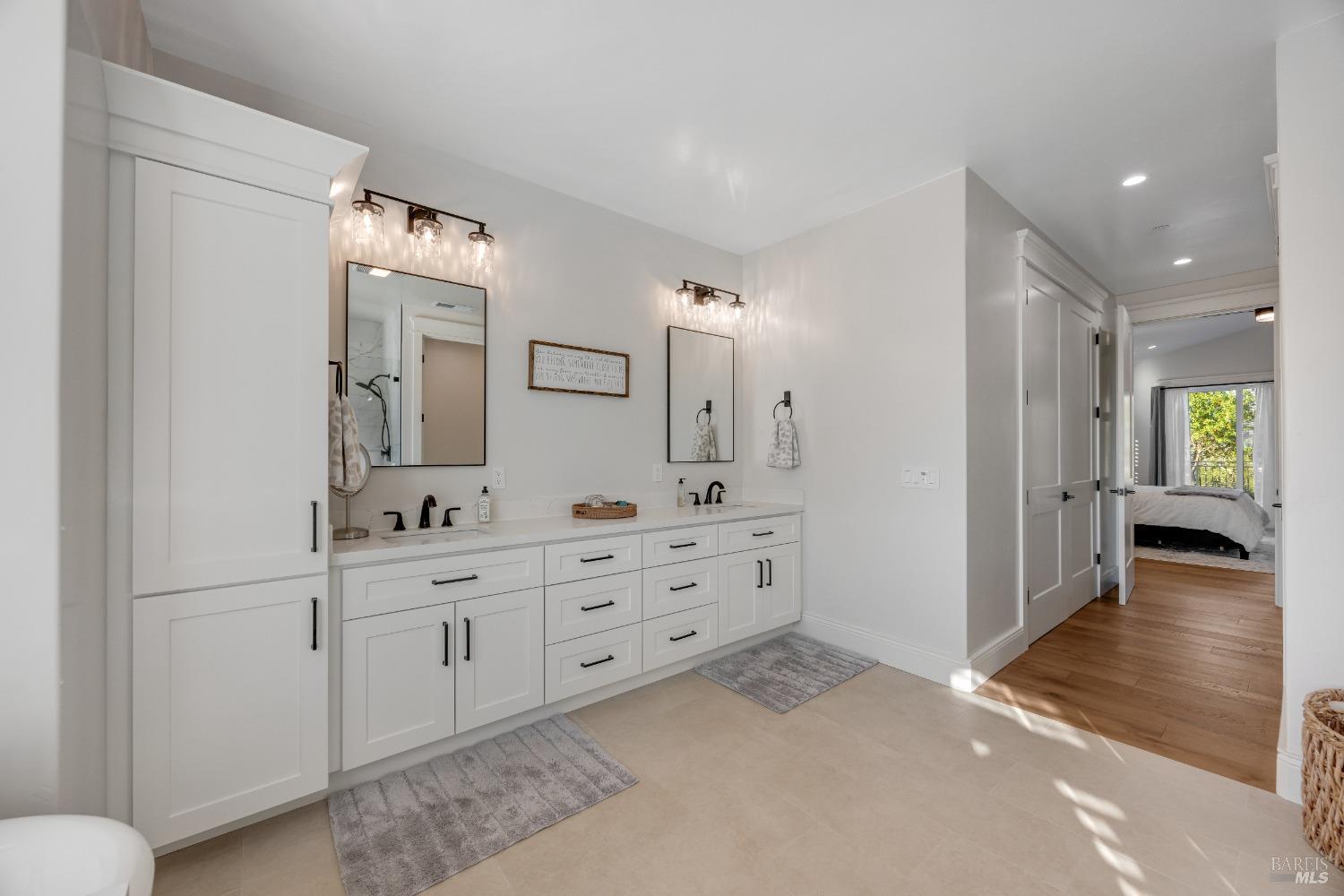 3848 Rocky Point Way