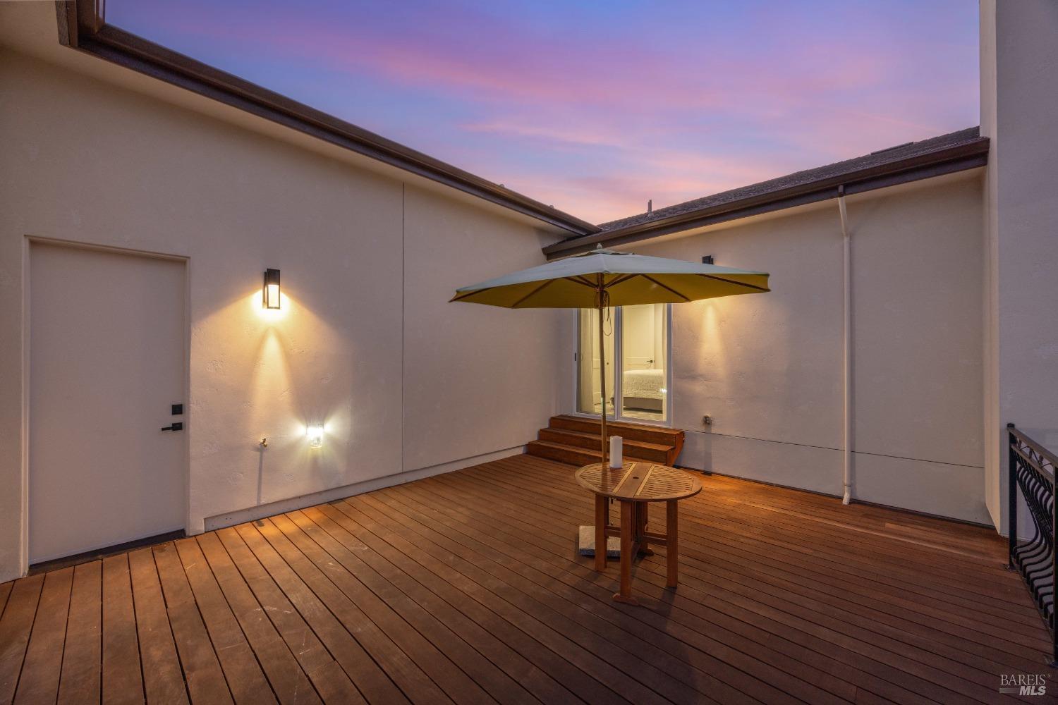 3848 Rocky Point Way