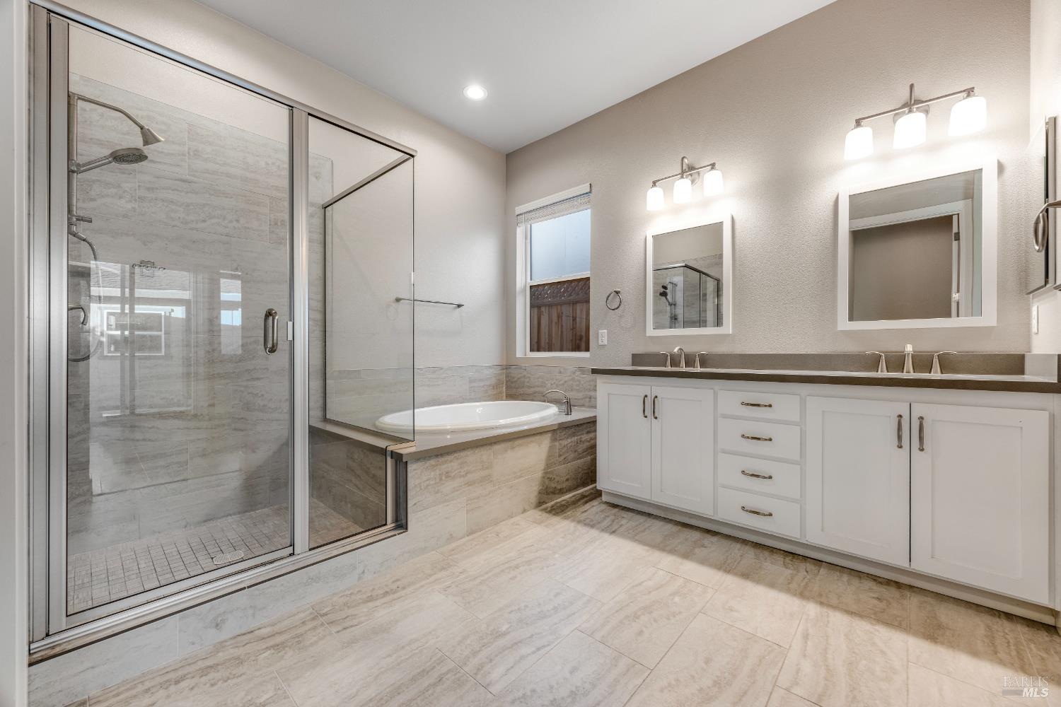 1628 Keoke Ct