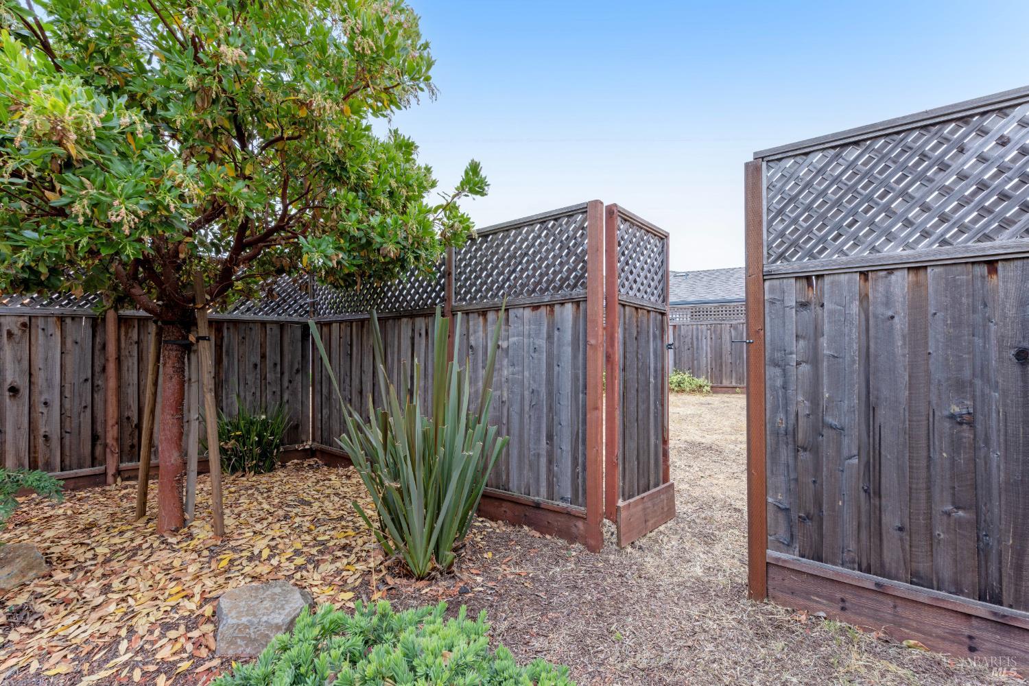 1628 Keoke Ct