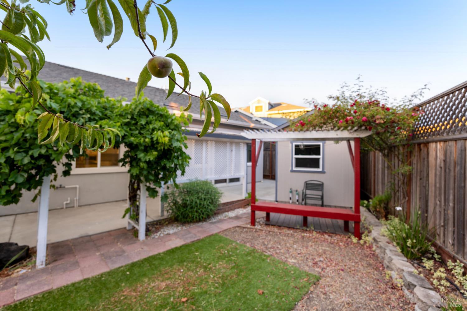 1628 Keoke Ct