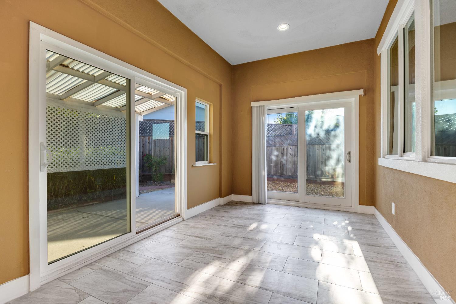 1628 Keoke Ct
