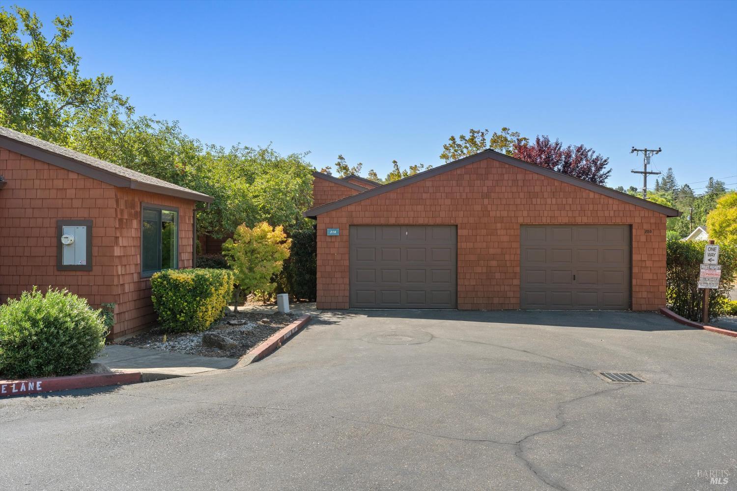 218 Indian Creek Dr