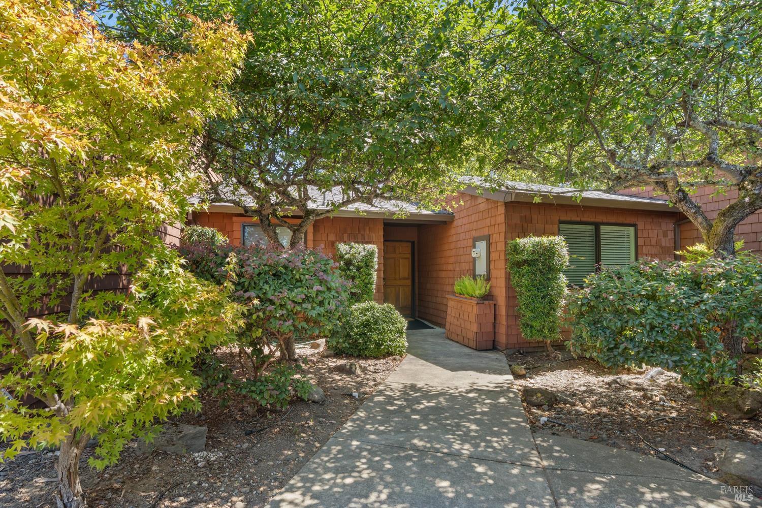 218 Indian Creek Dr
