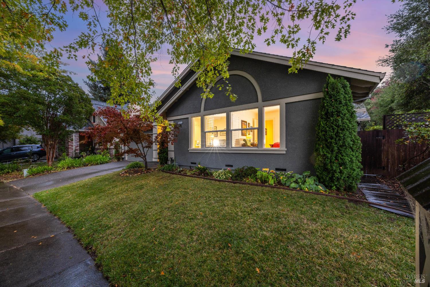 2472 Creek Meadow Dr