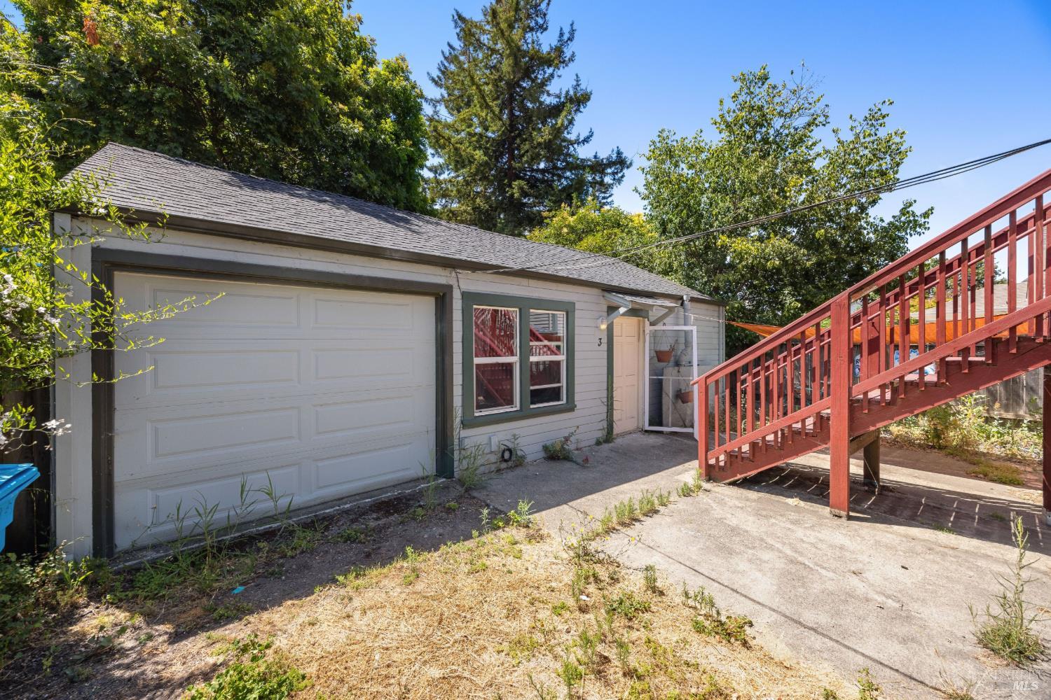870 3rd Street