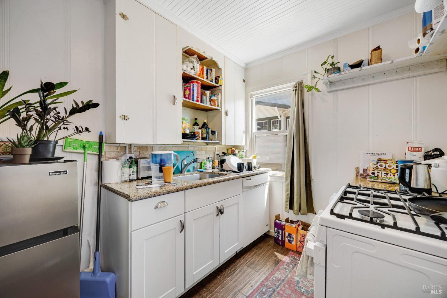 870 3rd Street