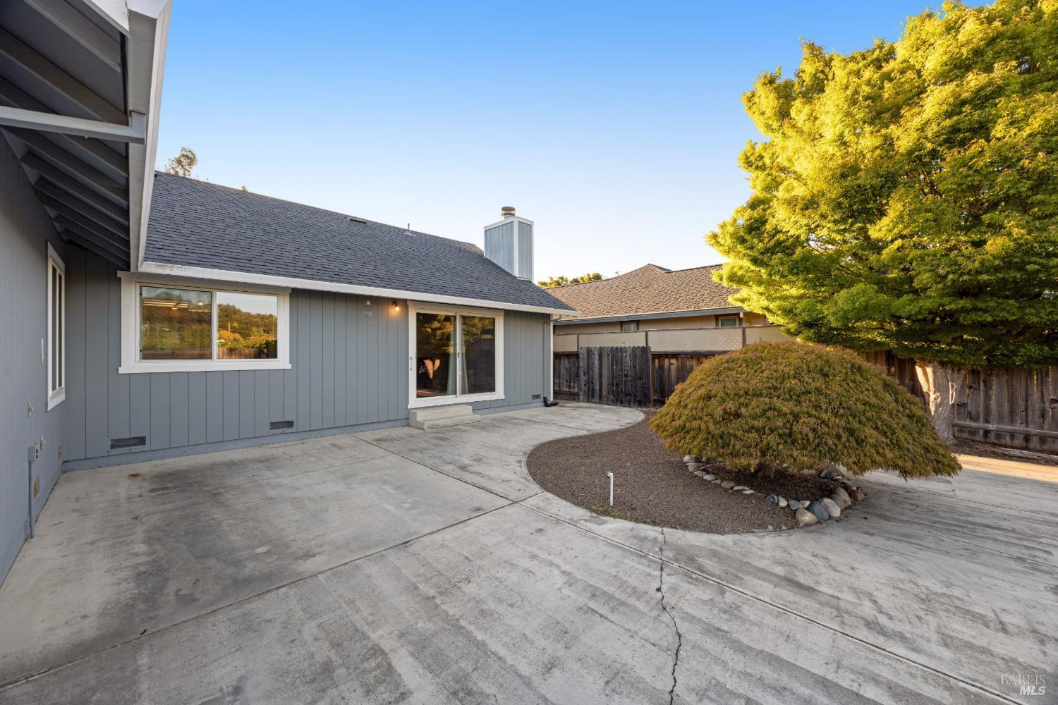 5812 Mathilde Drive