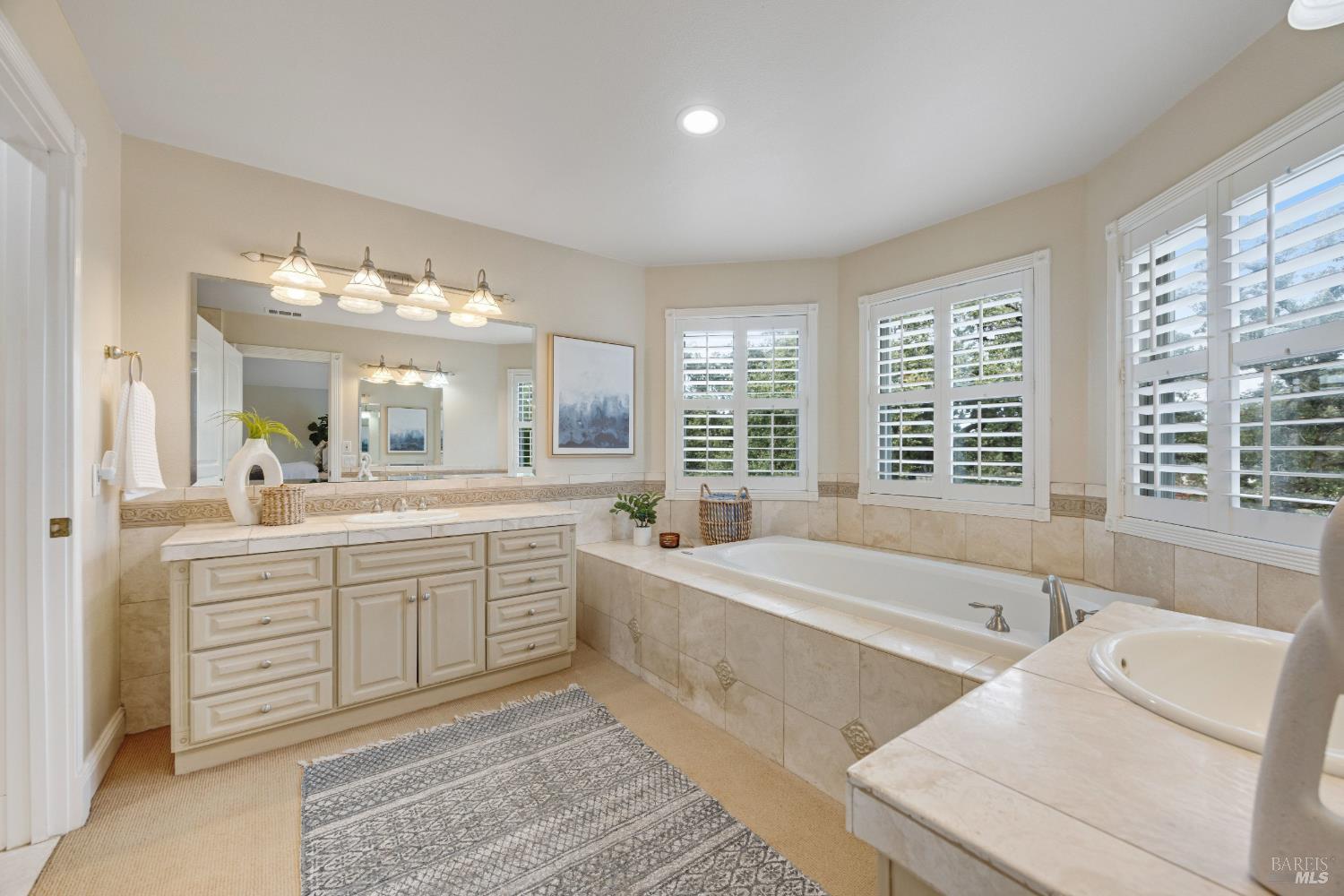 382 Laguna Vista Road