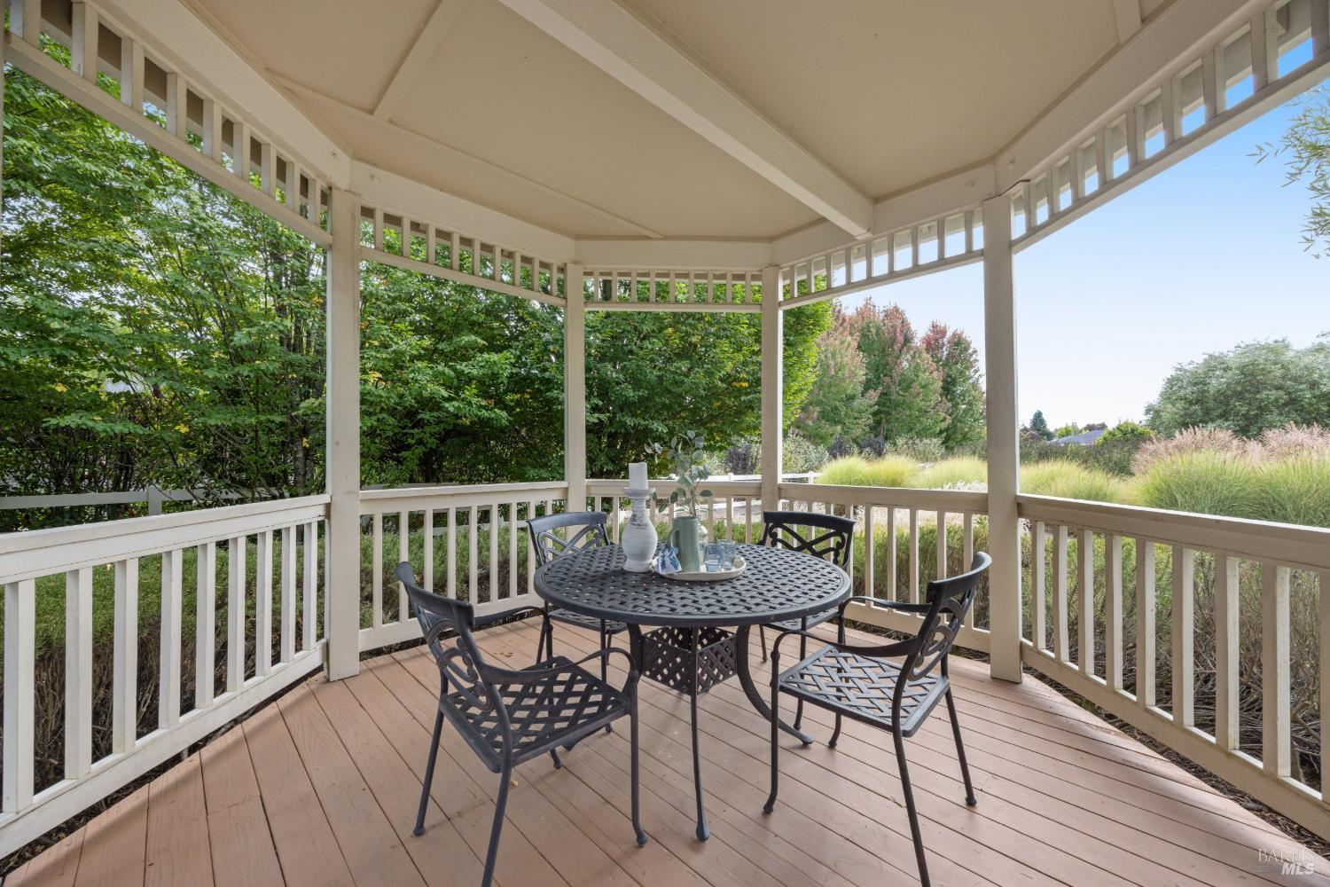 382 Laguna Vista Road