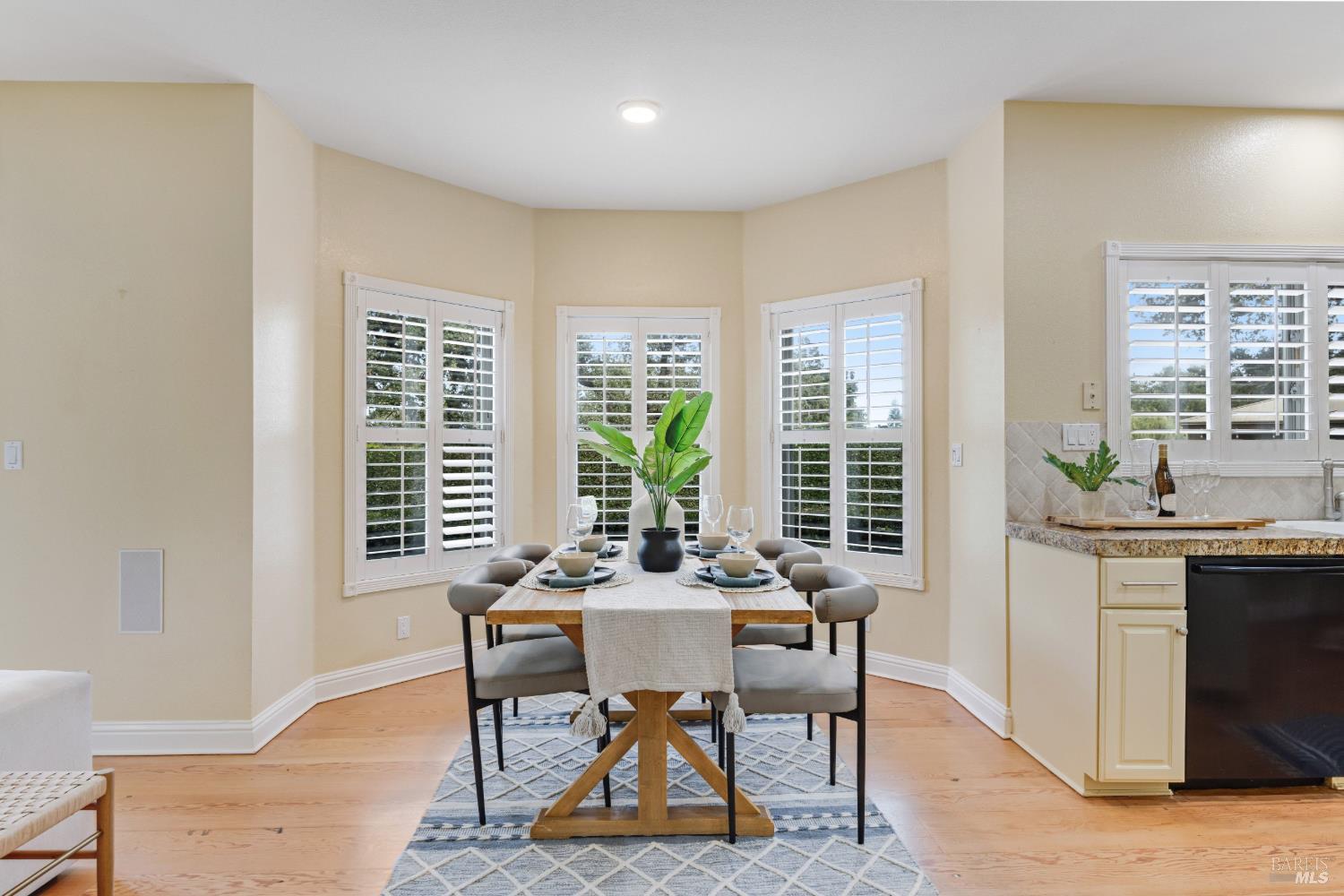 382 Laguna Vista Road