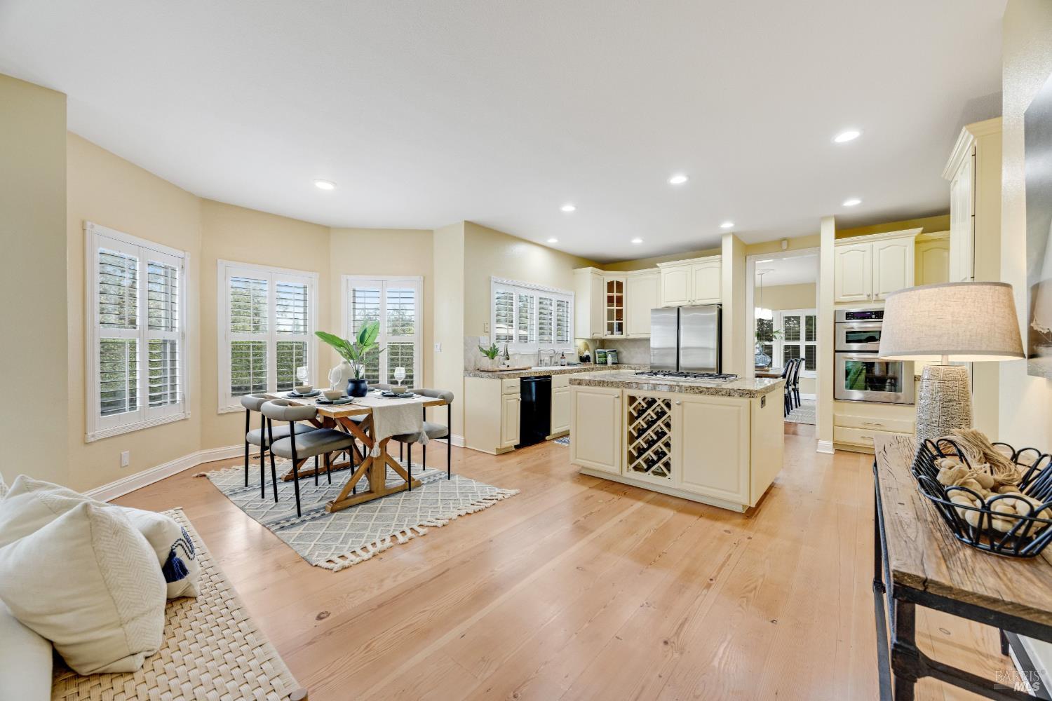382 Laguna Vista Road