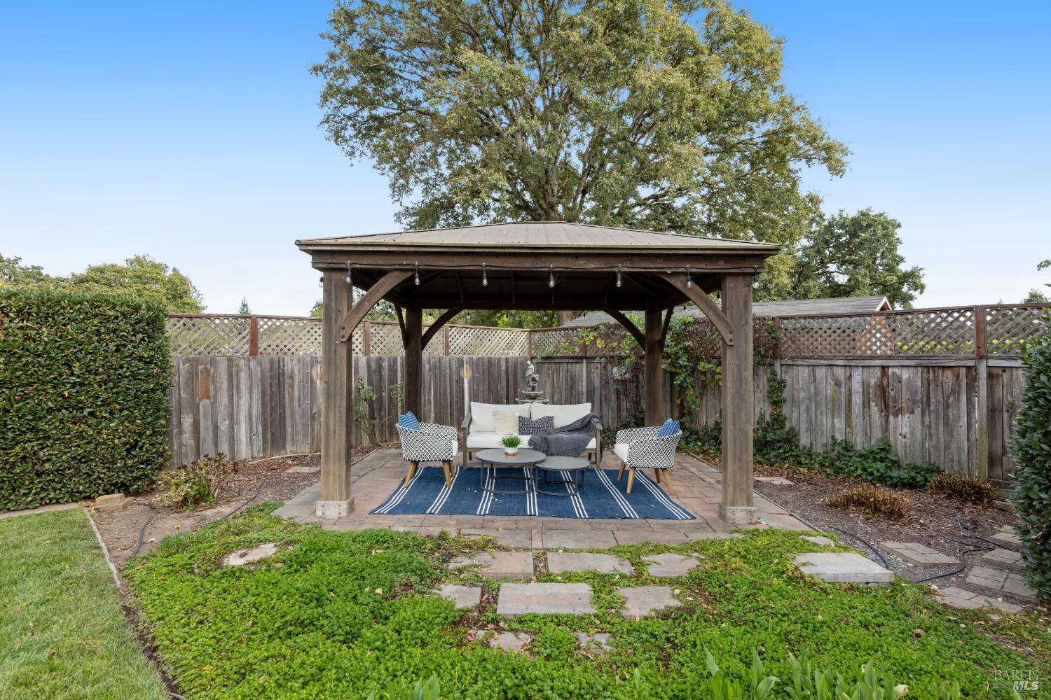 382 Laguna Vista Road