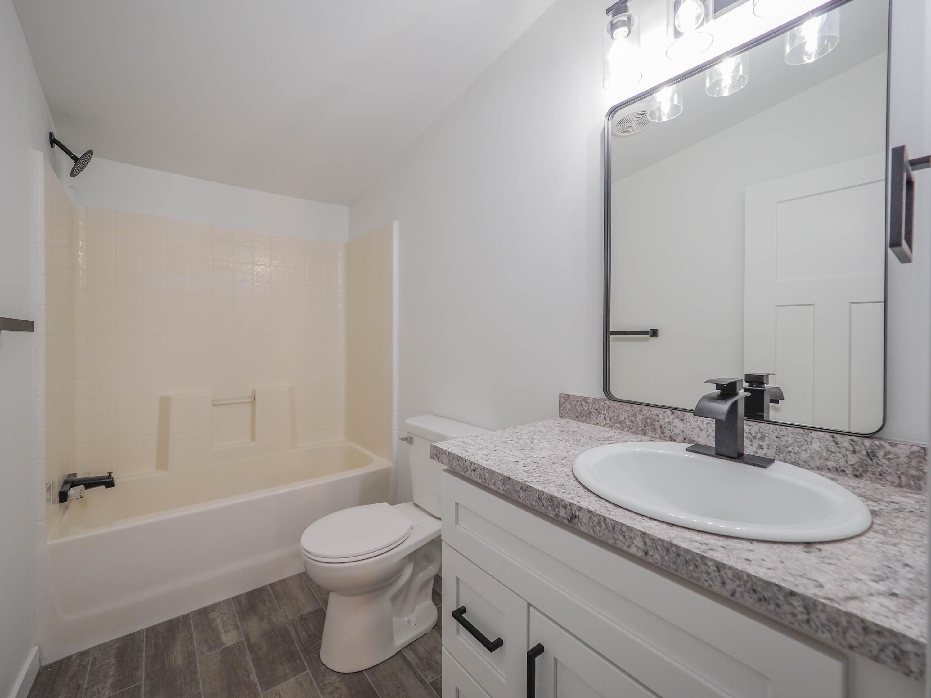 65484 Parkwood Court