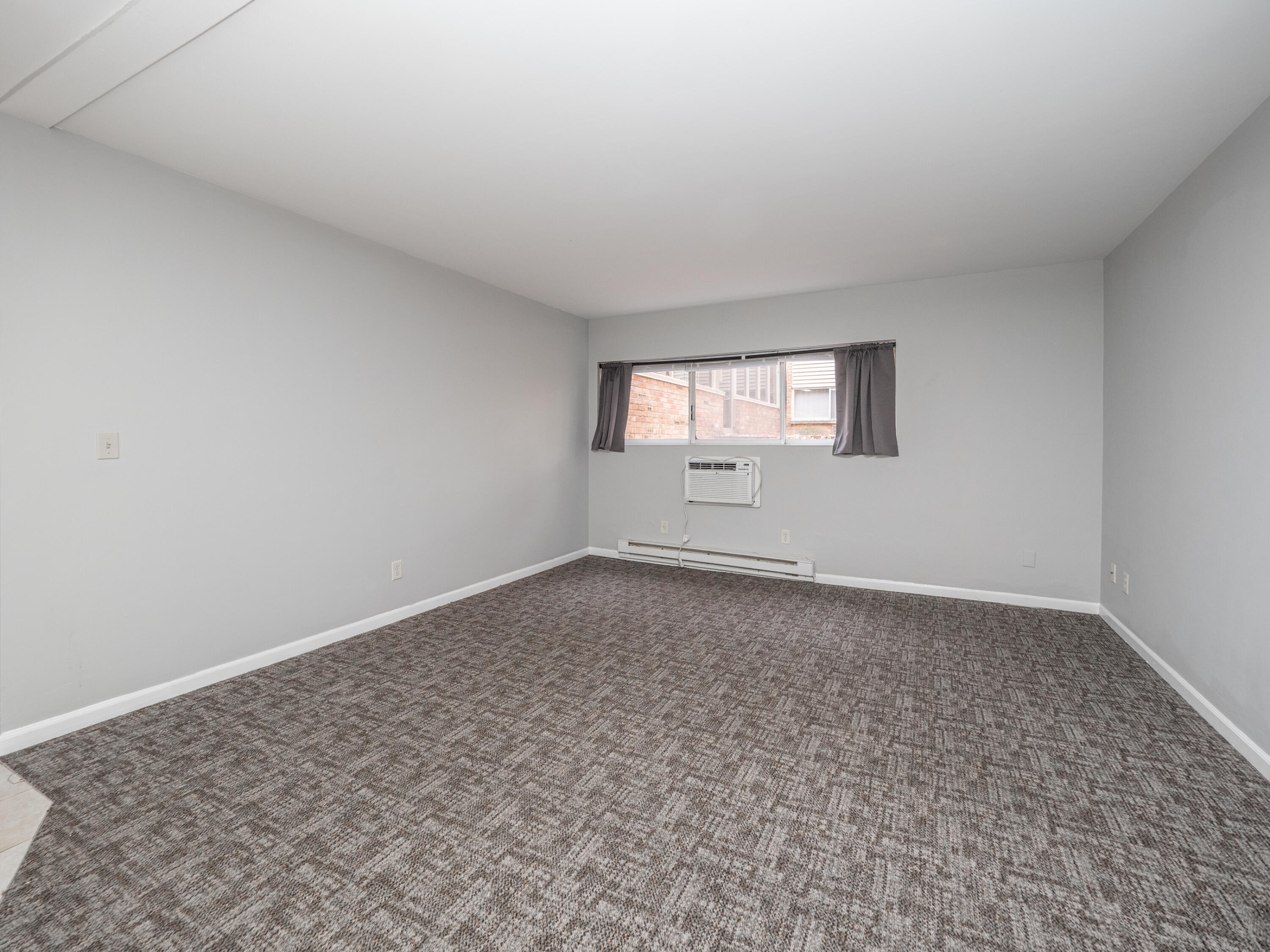 756 W Kilgore Road, 106