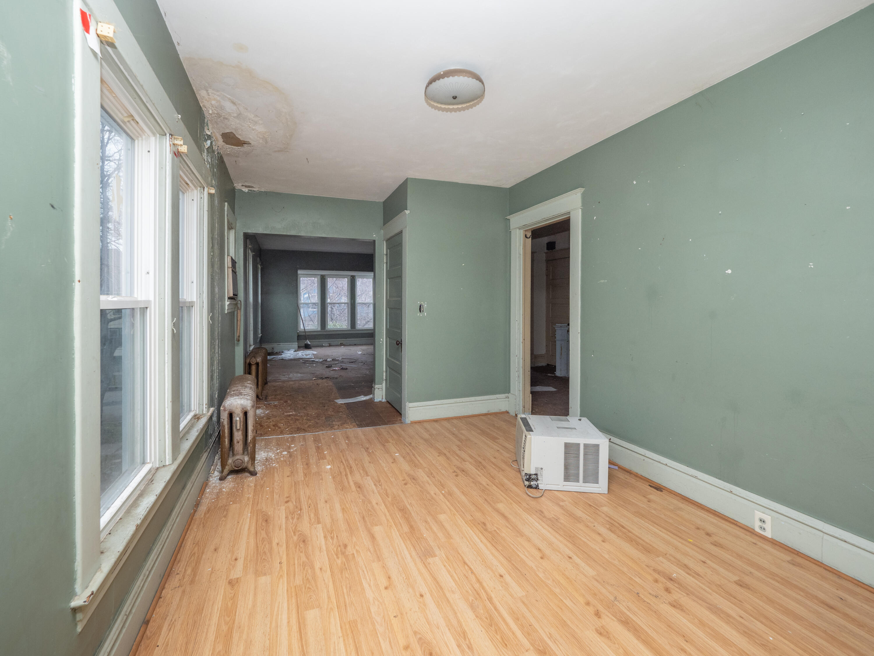 317-319 Burr Oak Street