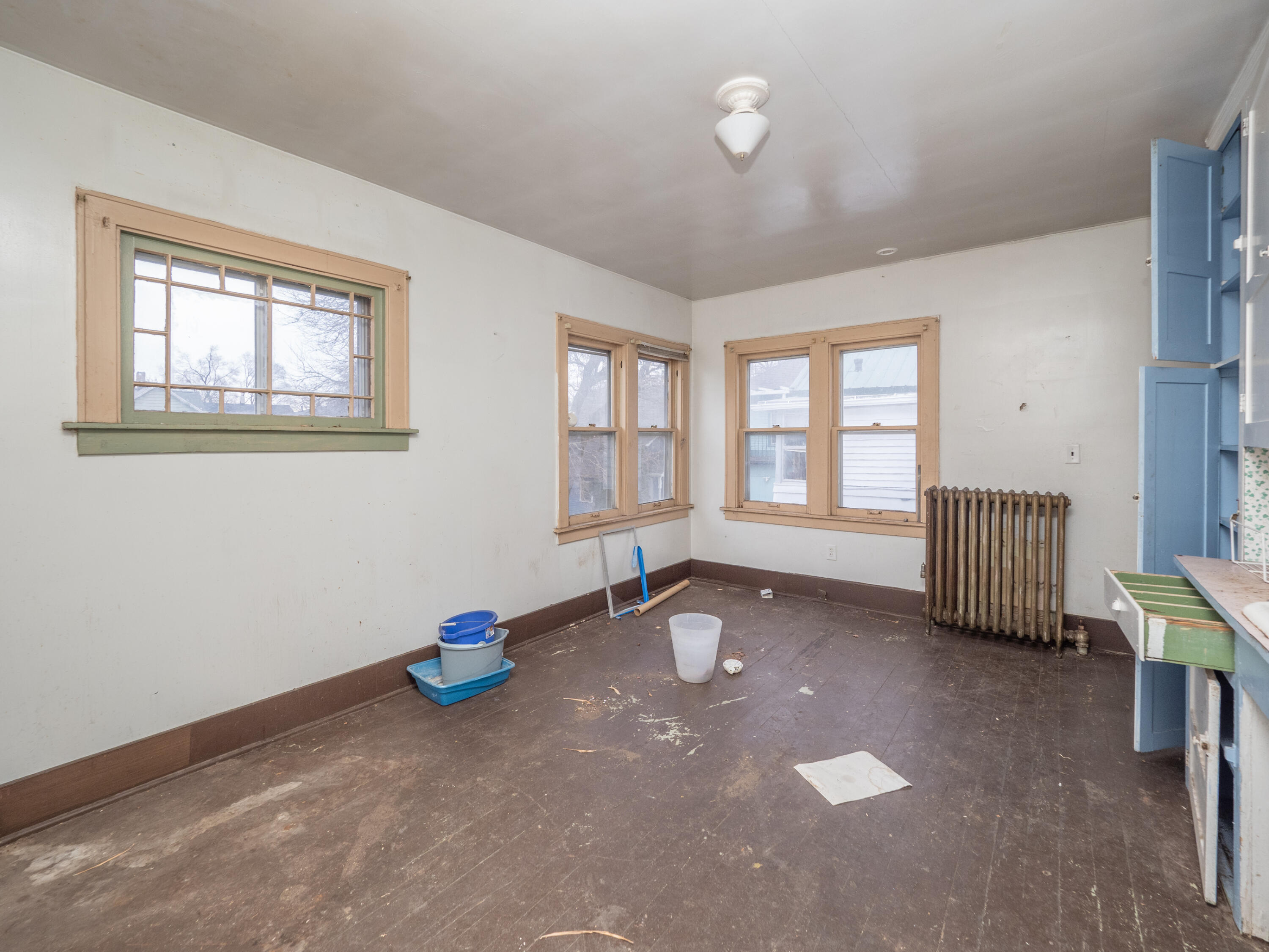 317-319 Burr Oak Street