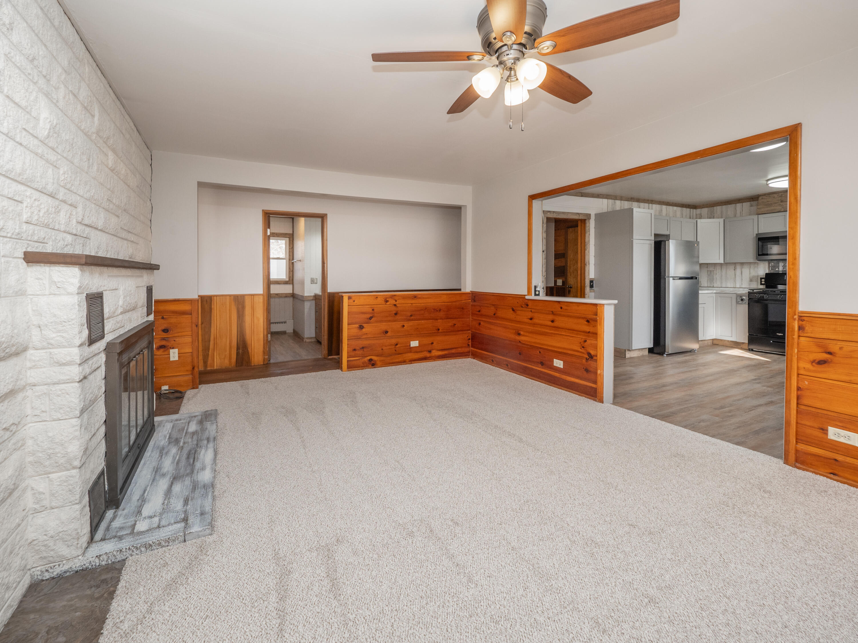 206 N Van Buren Street