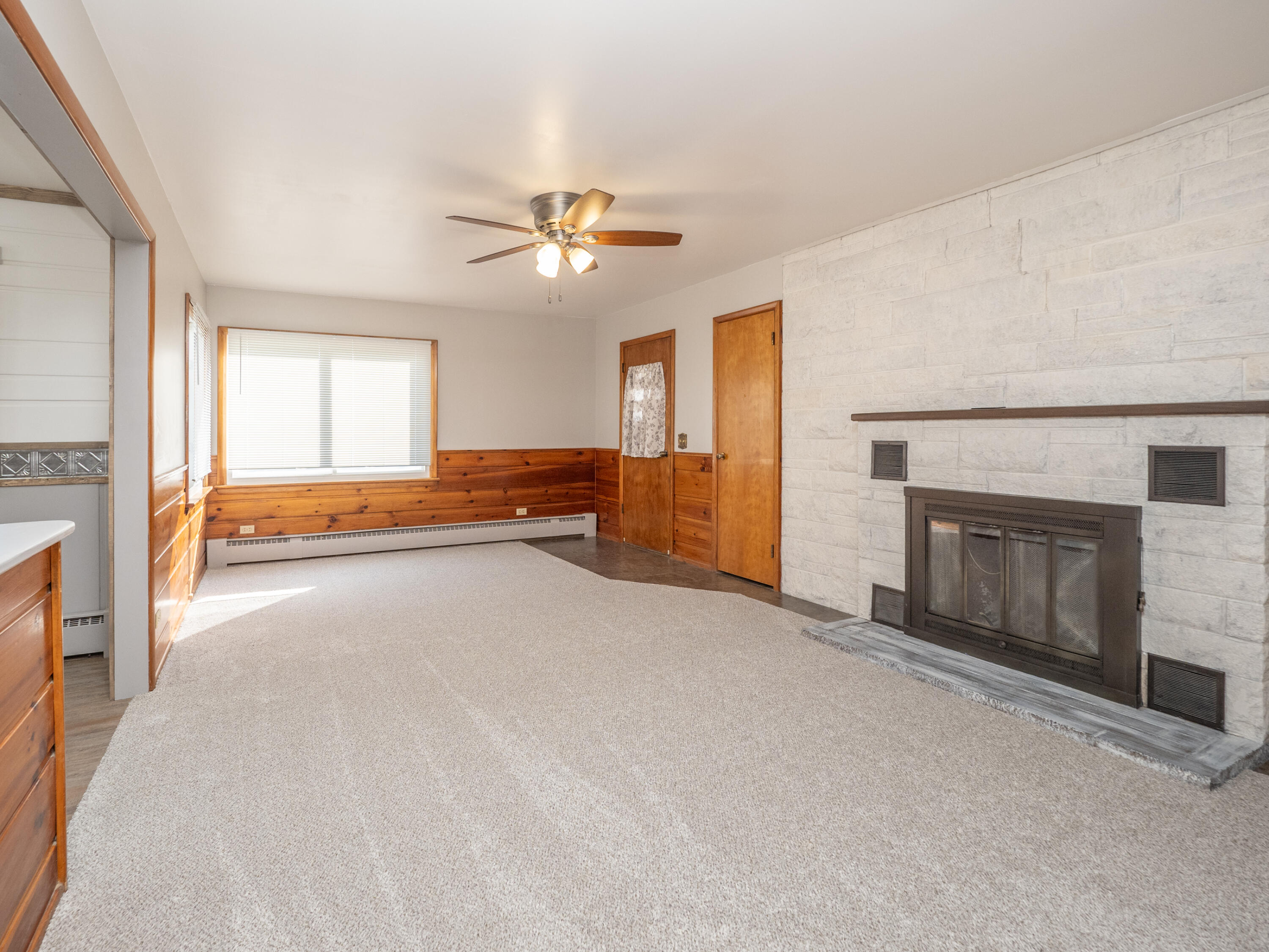 206 N Van Buren Street