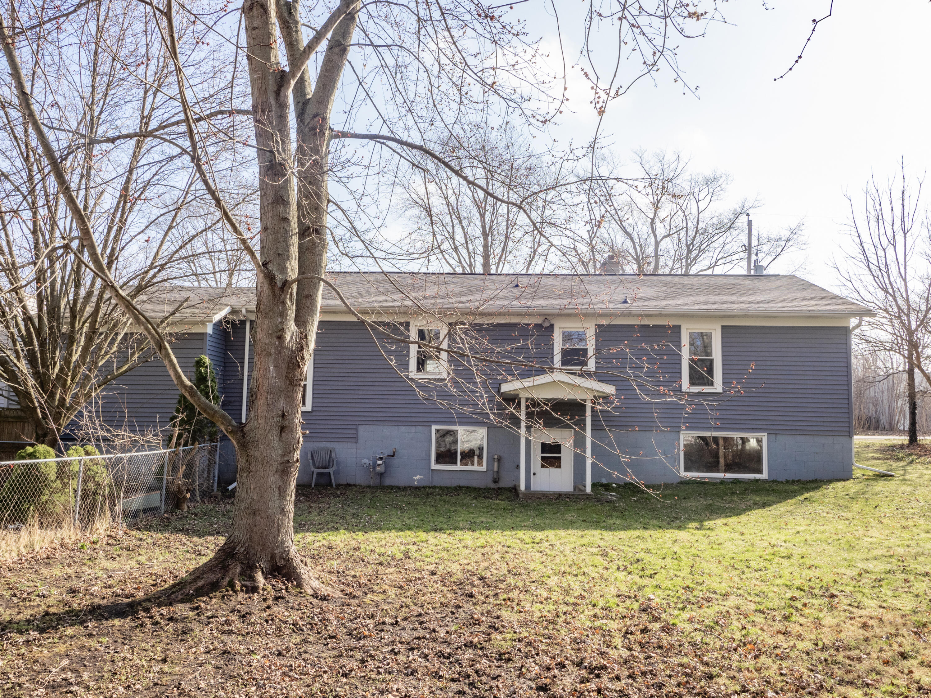 206 N Van Buren Street