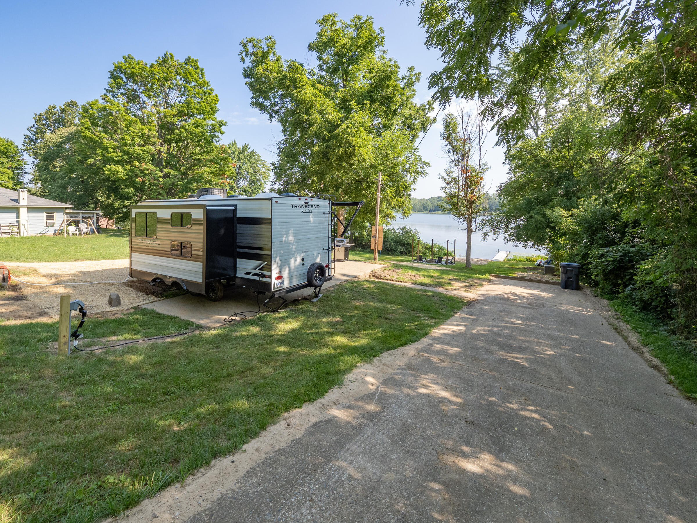 3675 Richardson Drive