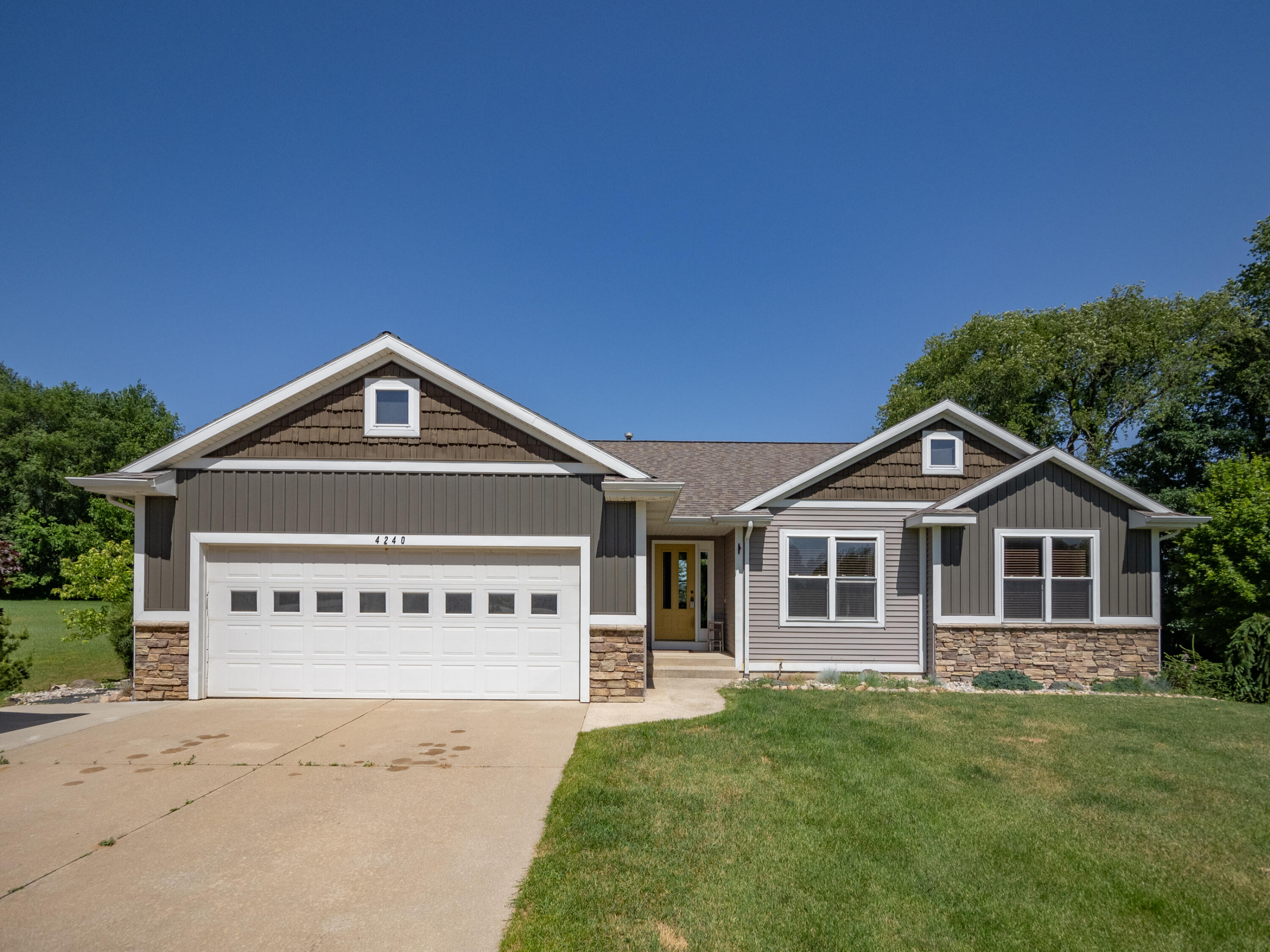 4240 Jack Rabbit Court