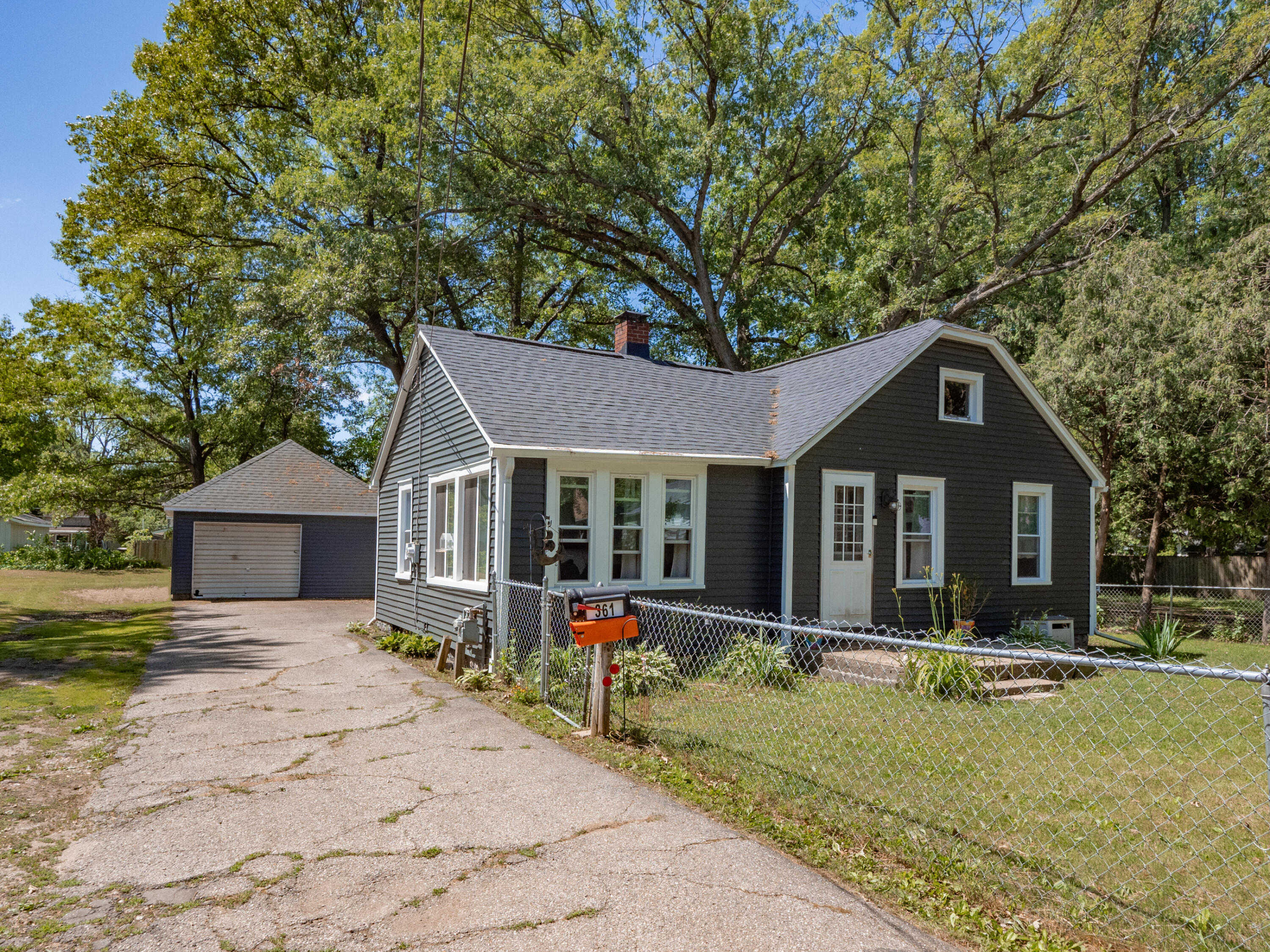 361 W Morrell Street