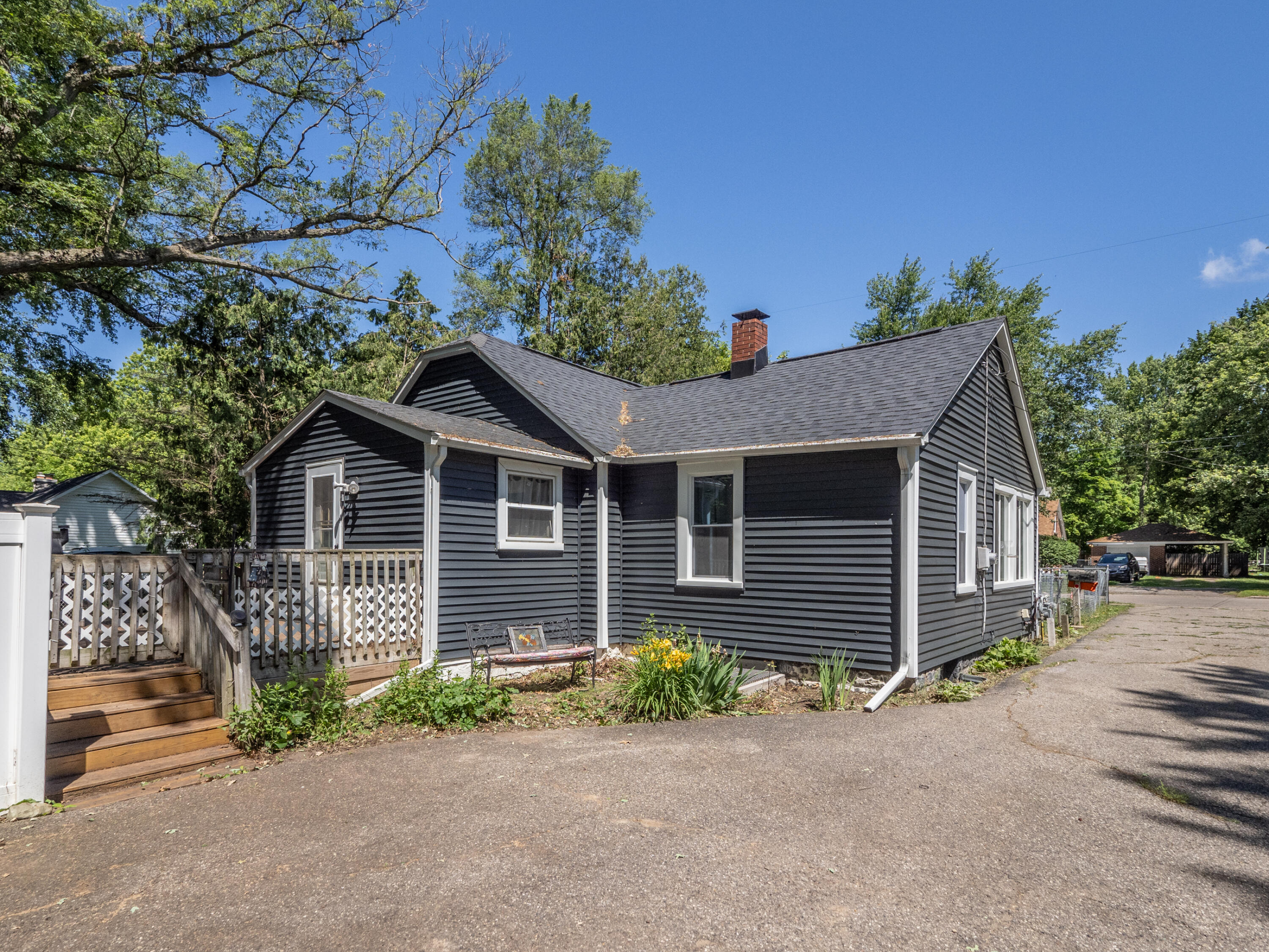 361 W Morrell Street