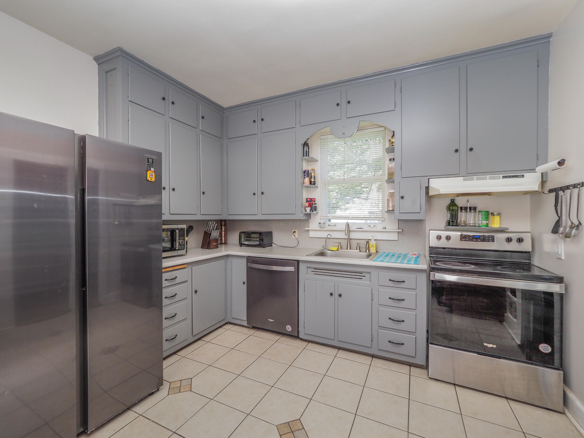 109 W St Joseph Street