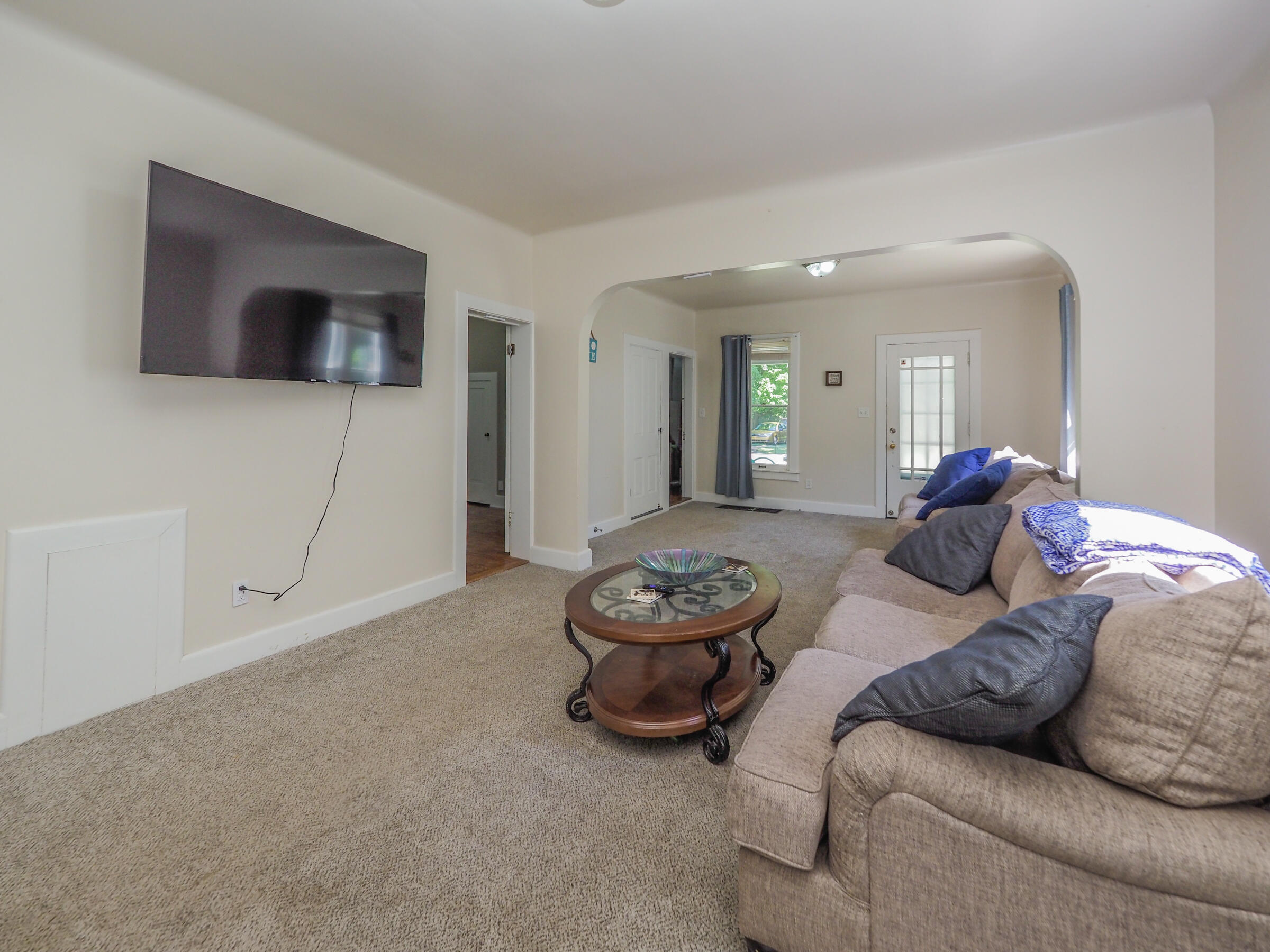 109 W St Joseph Street