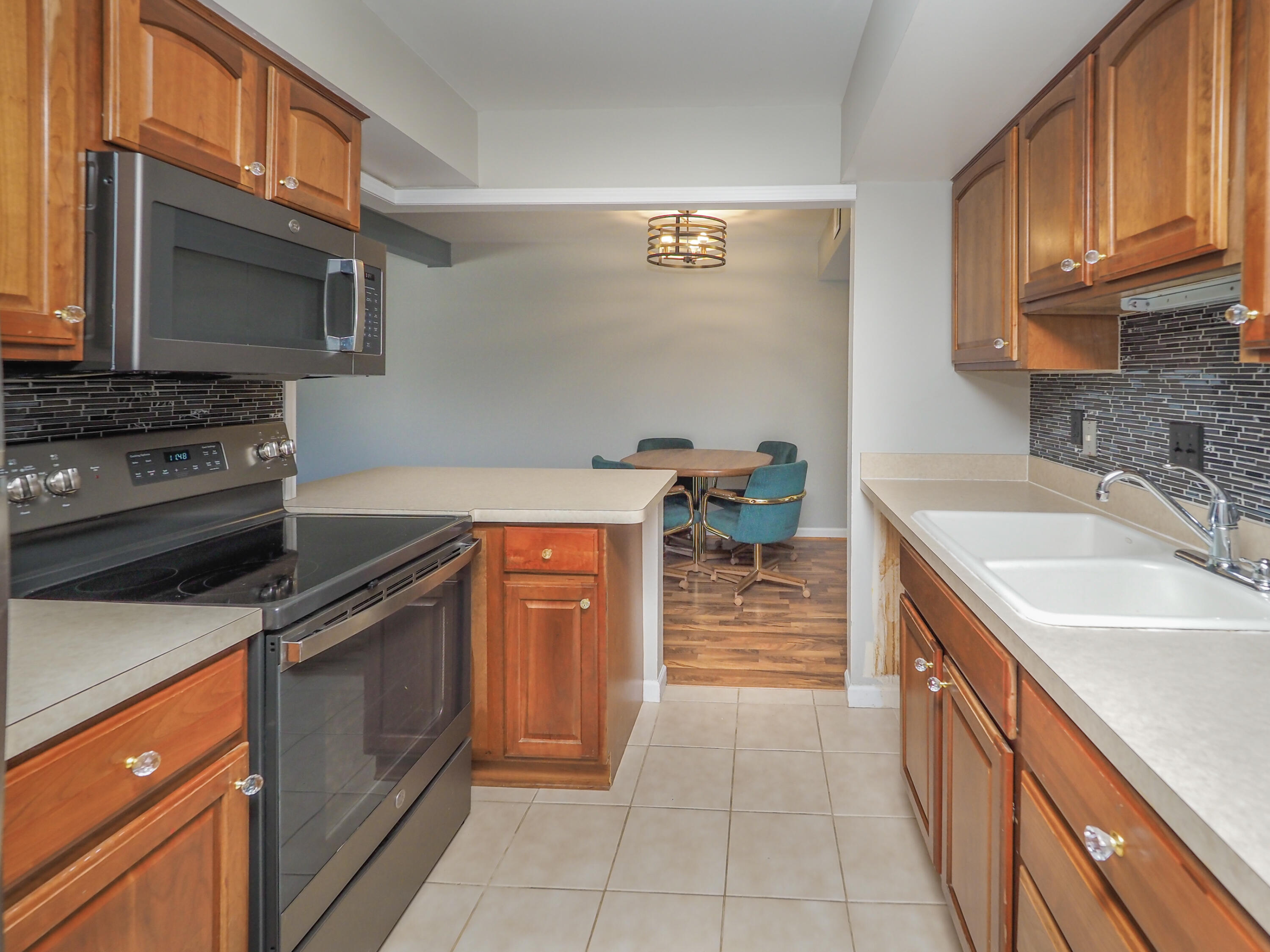 748 W Kilgore Road, 306