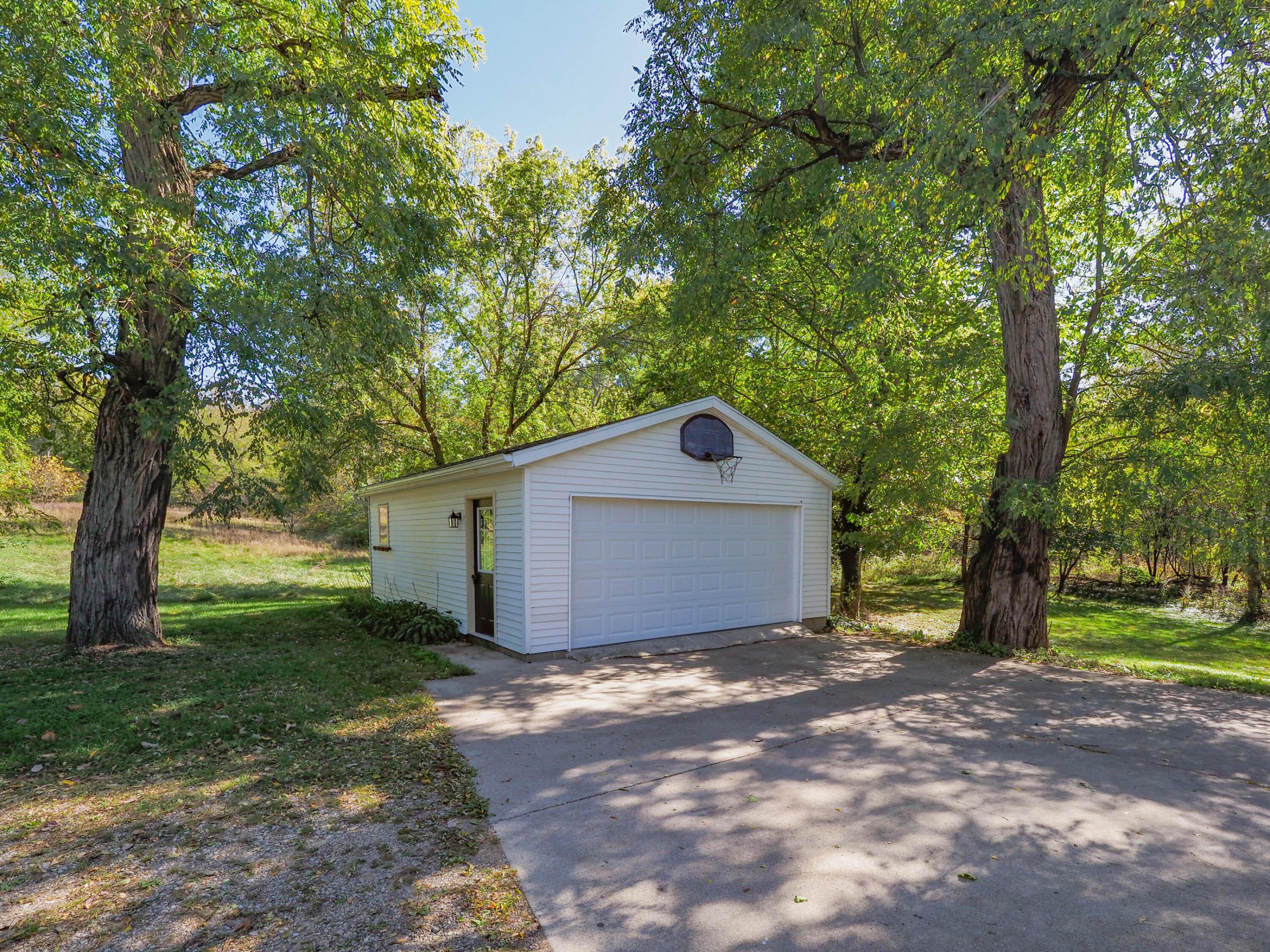 8750 N Riverview Drive