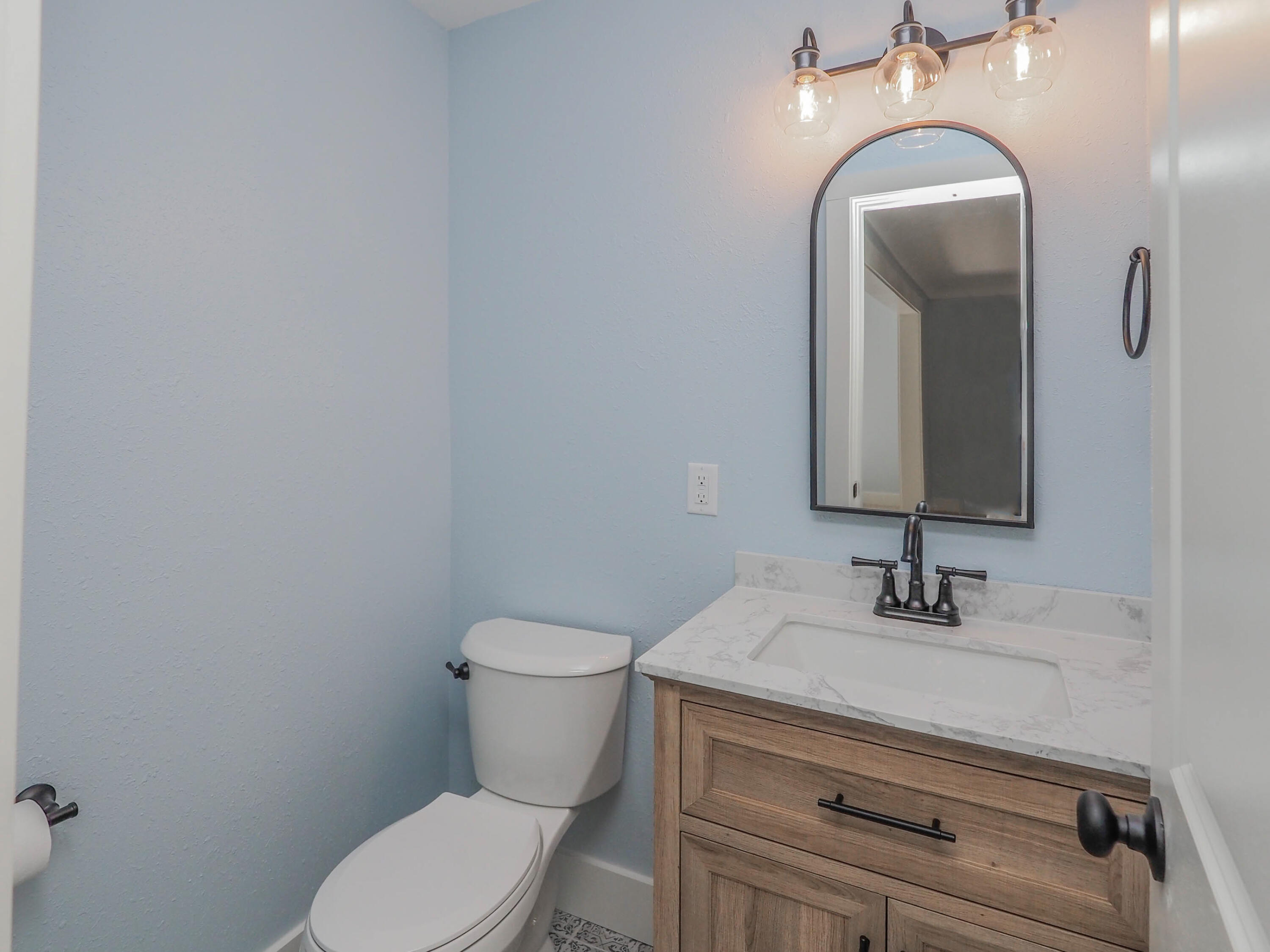 8750 N Riverview Drive