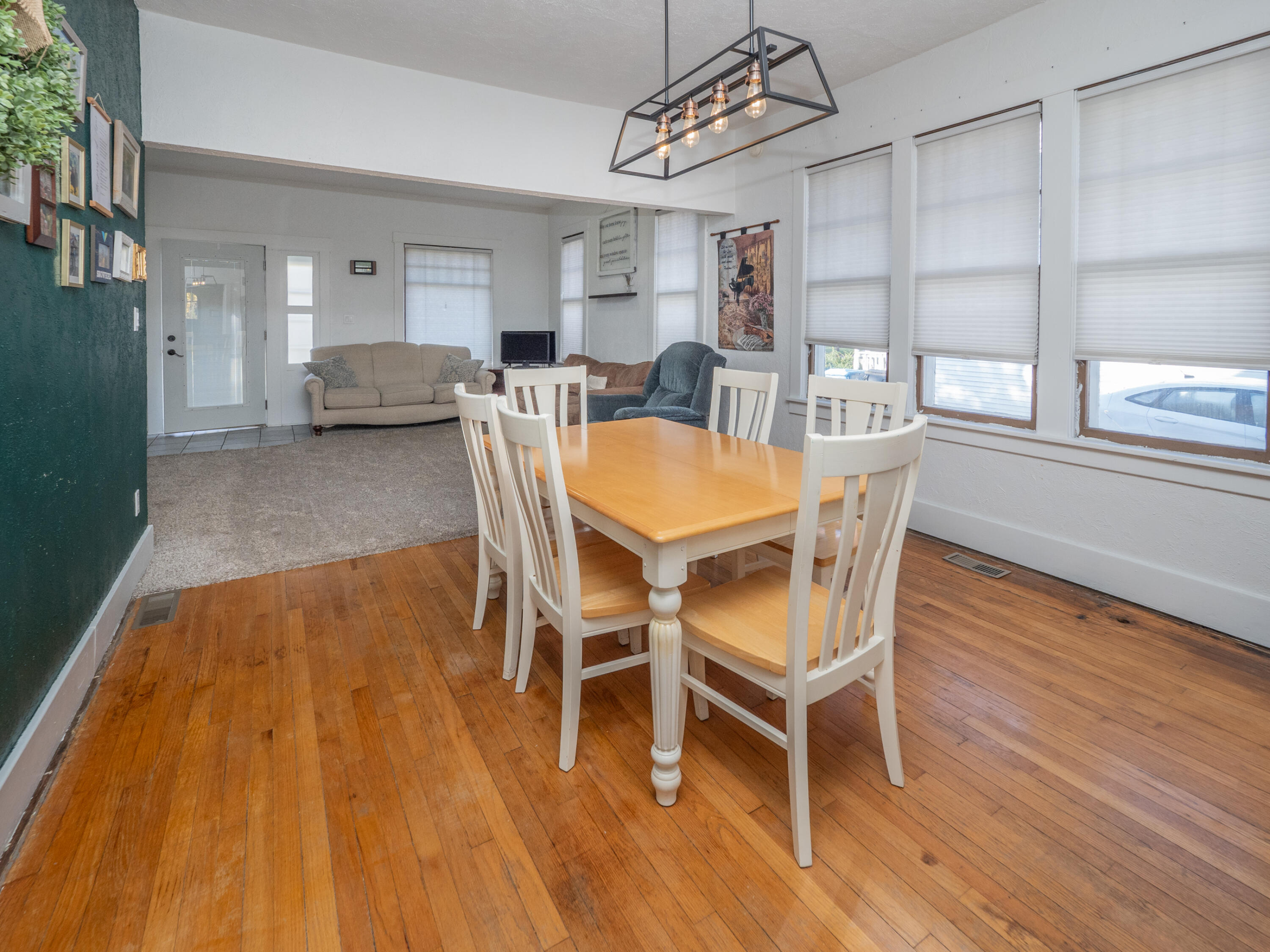 311 E Orleans Street