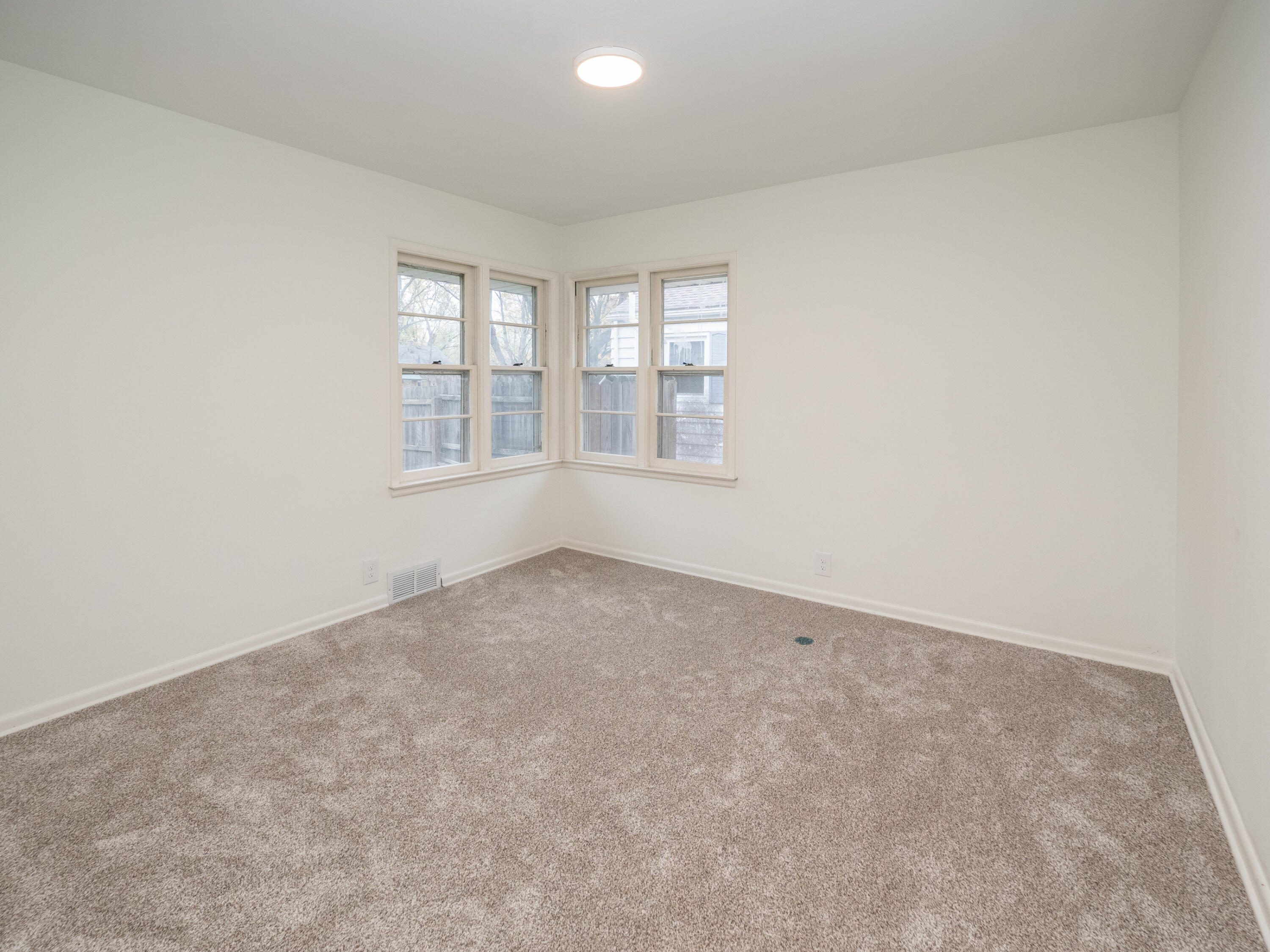 1707 Sunnyside Drive