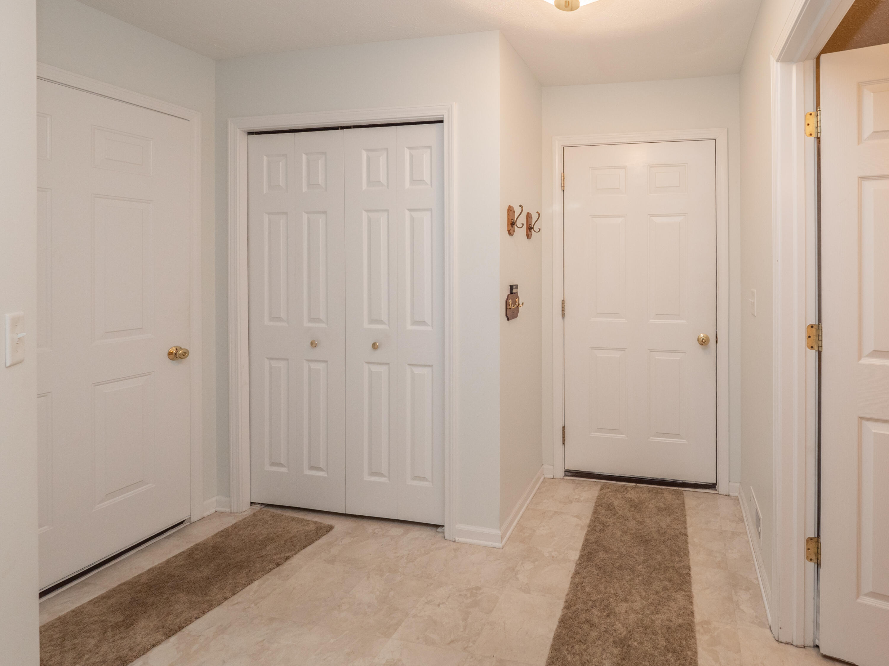 734 Bayberry Lane, 48