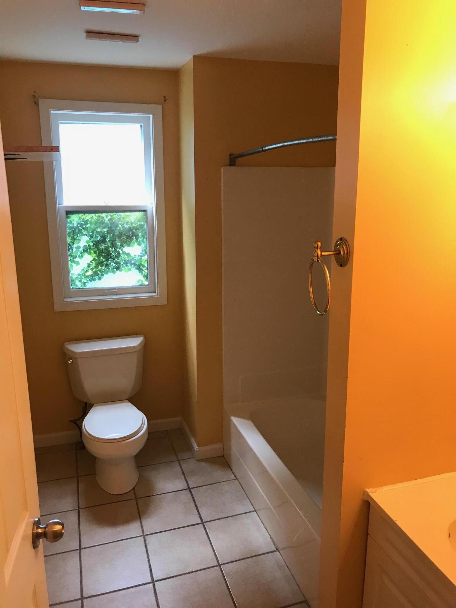 738-740 McCourtie Street