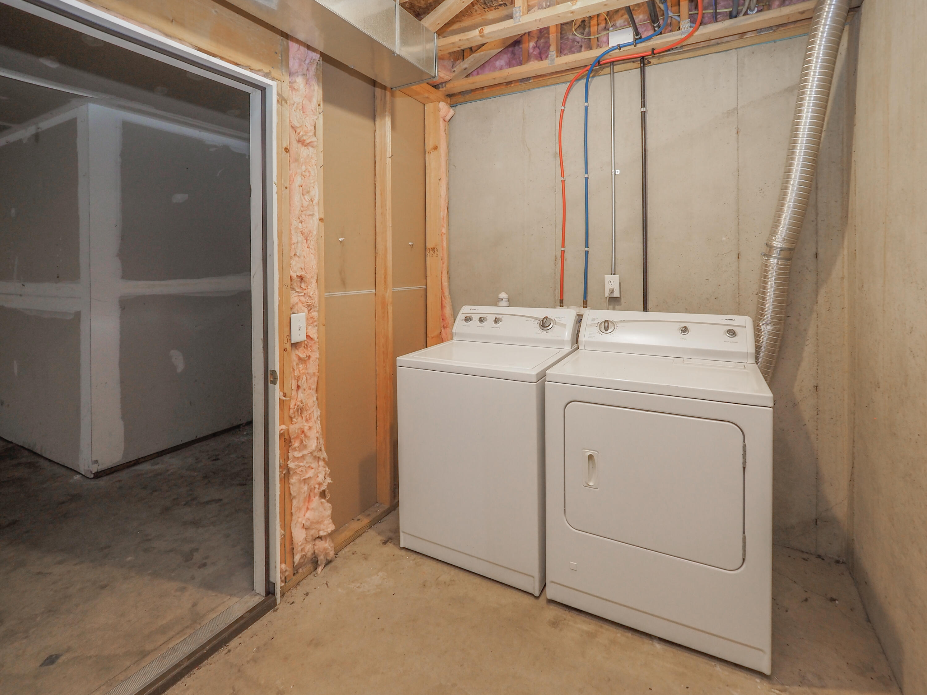 1402-1410 Sutherland Avenue