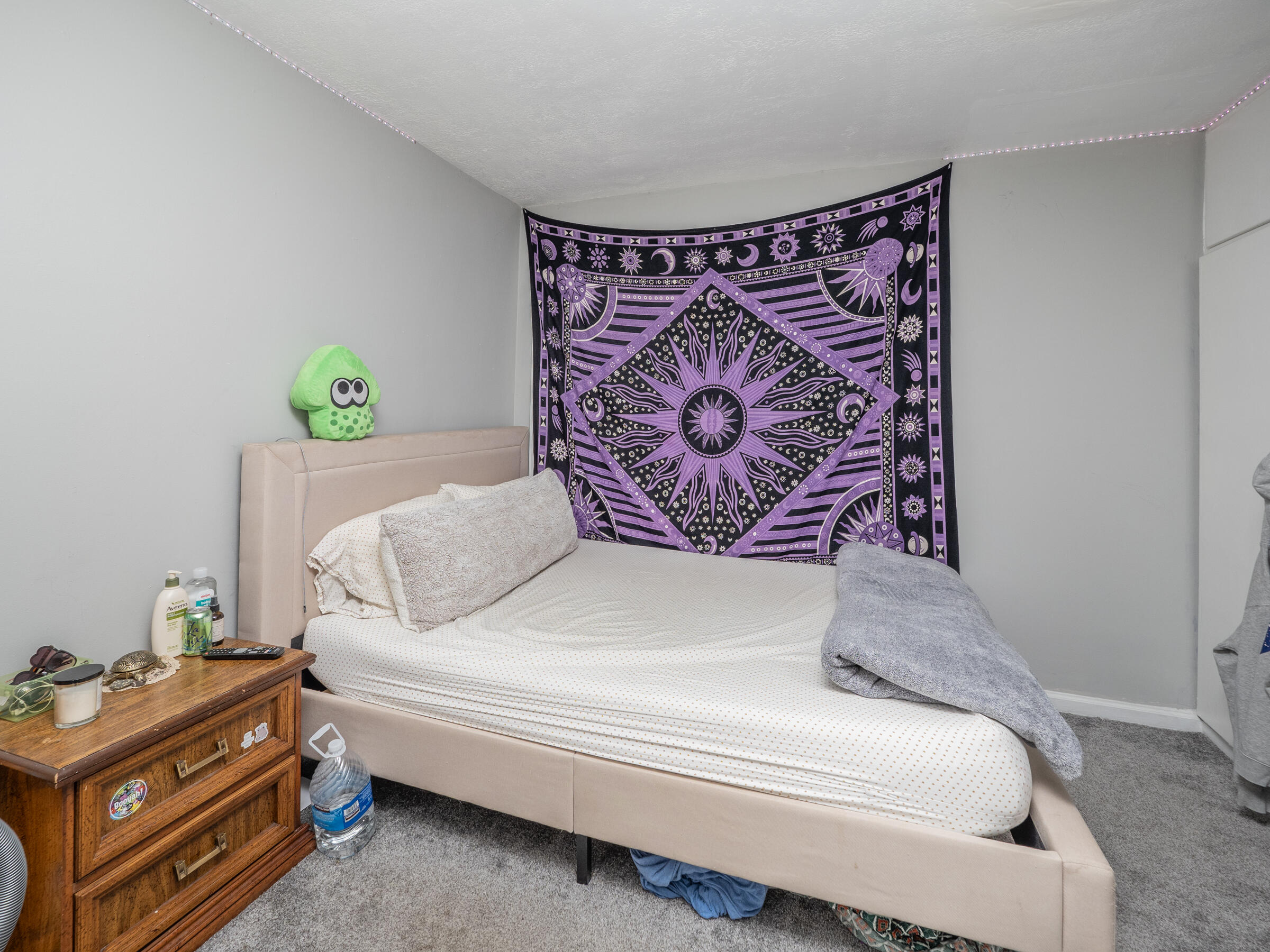 613-615 Davis Street