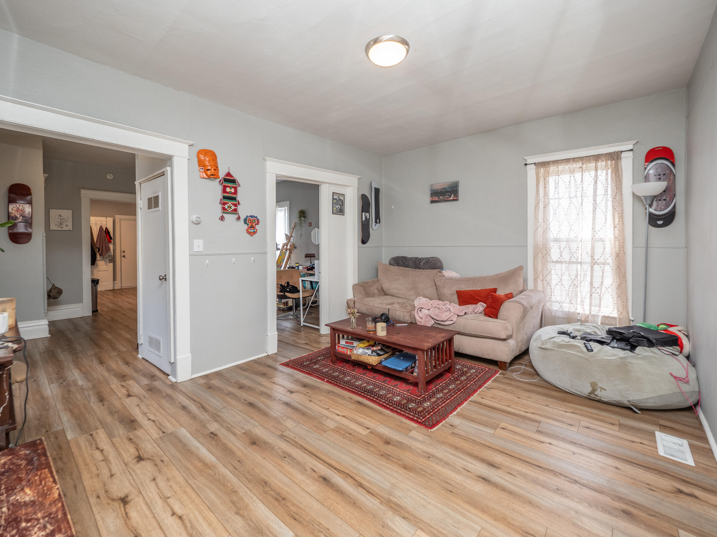 613-615 Davis Street